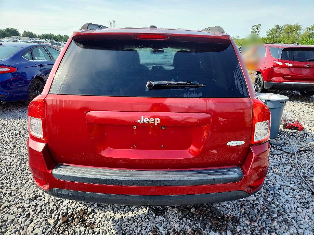2012 Jeep Compass Latitude Red vin: 1C4NJCEA8CD539355
