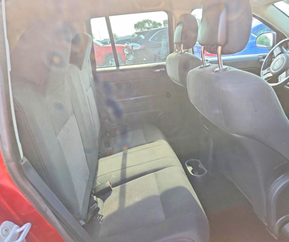 2012 Jeep Compass Latitude Red vin: 1C4NJCEA8CD539355