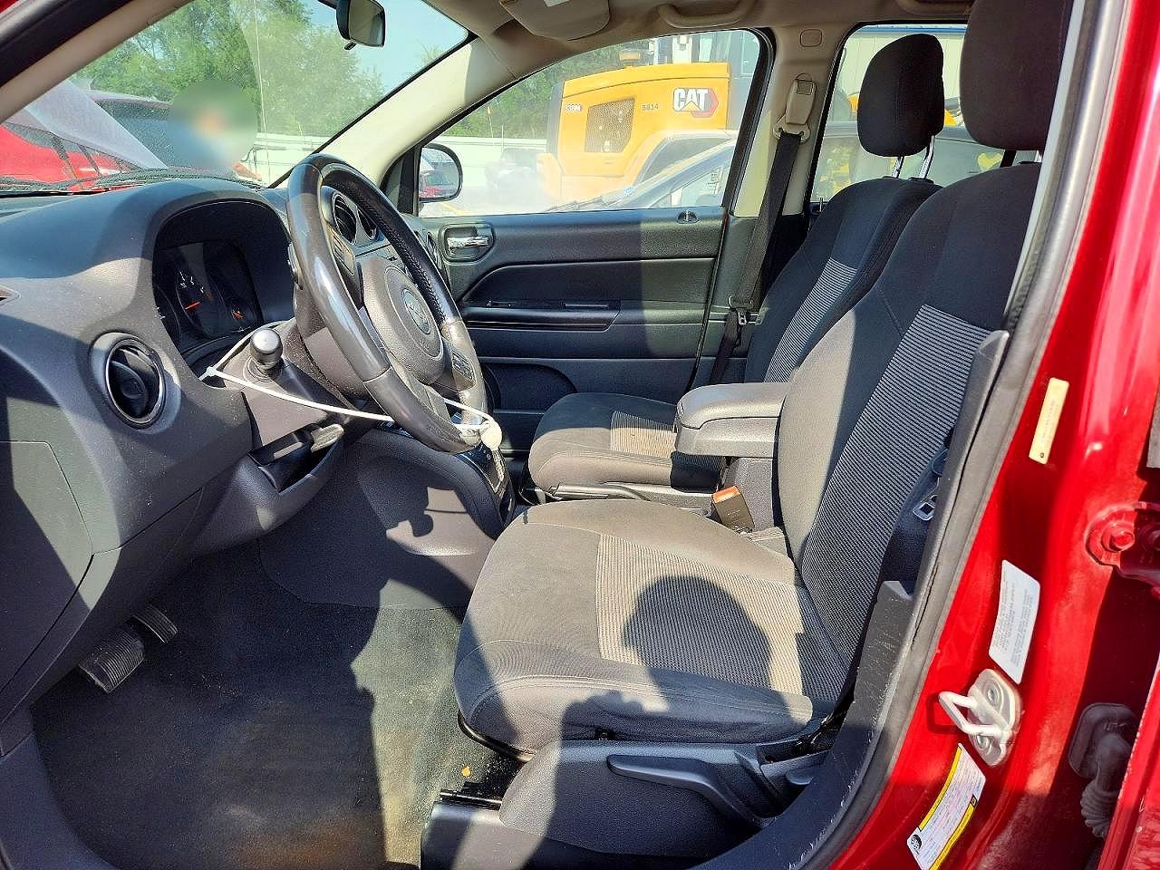 2012 Jeep Compass Latitude Red vin: 1C4NJCEA8CD539355