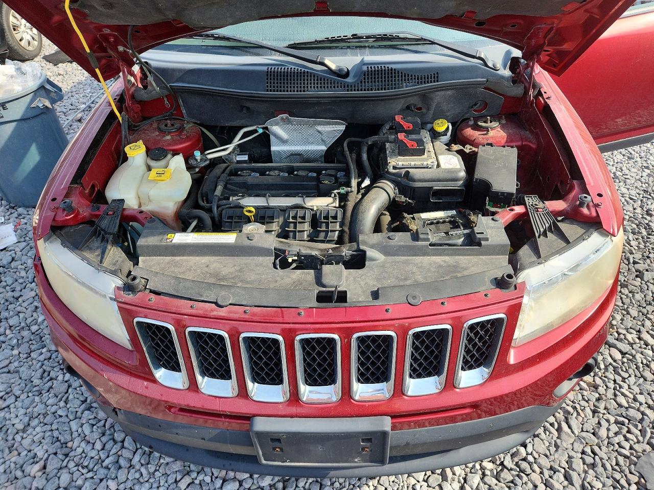 2012 Jeep Compass Latitude Red vin: 1C4NJCEA8CD539355
