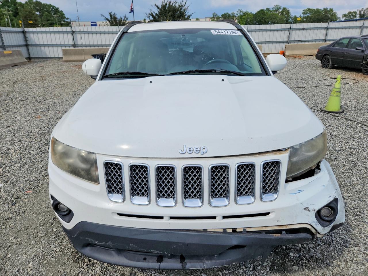 2014 Jeep Compass Latitude White vin: 1C4NJCEA9ED619671