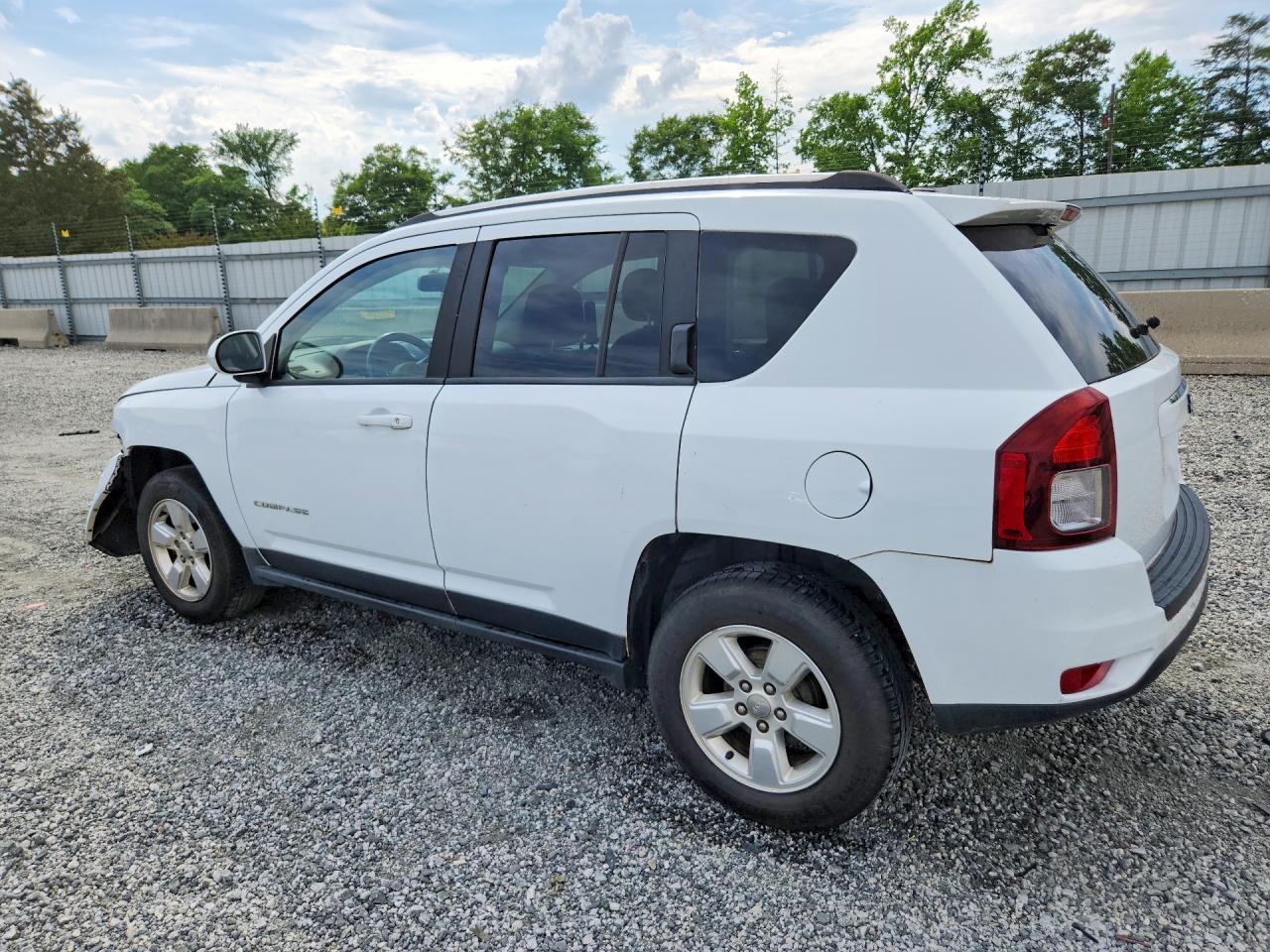 2014 Jeep Compass Latitude White vin: 1C4NJCEA9ED619671