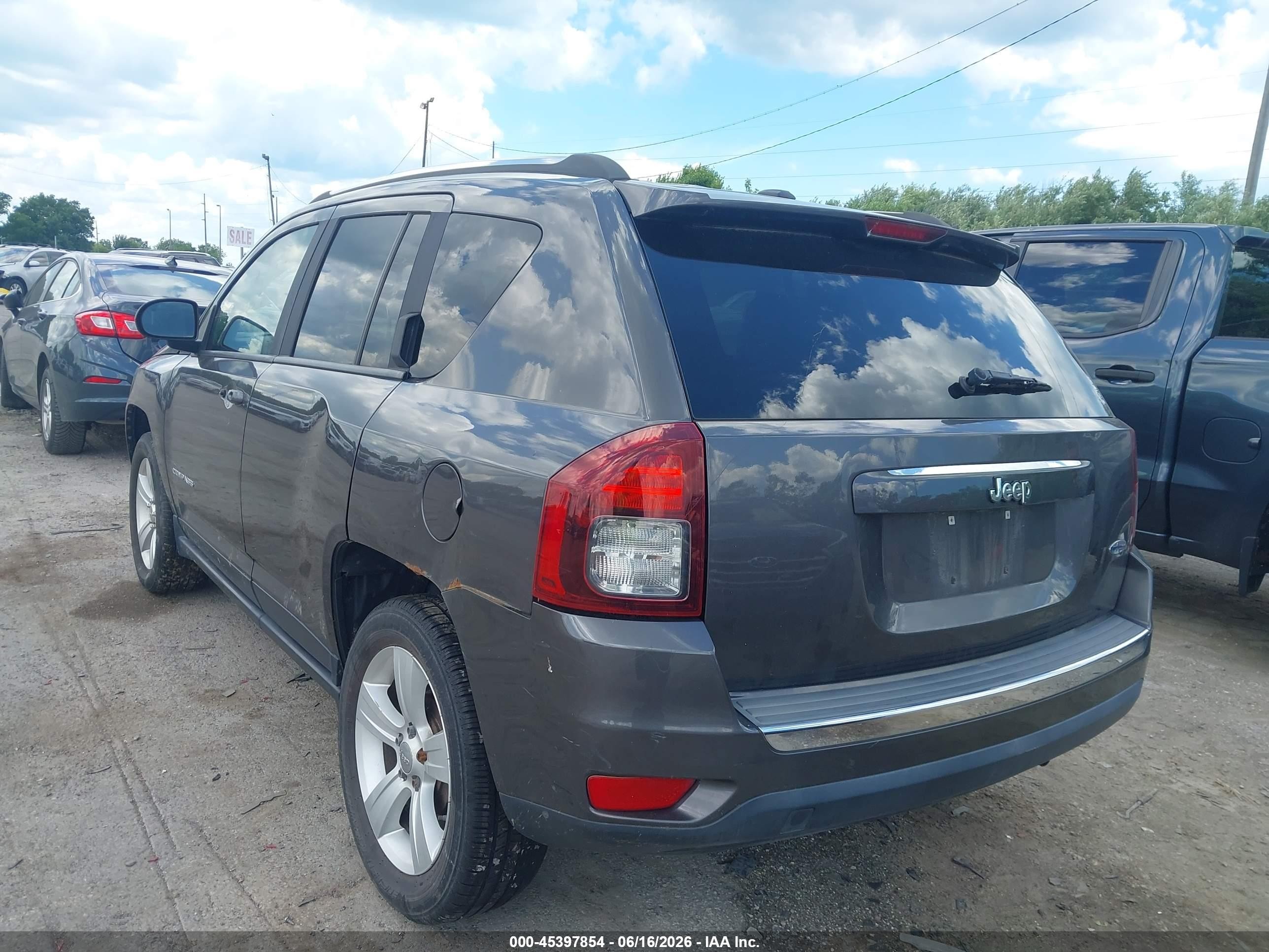 2015 Jeep Compass High Altitude Edition Gray vin: 1C4NJCEA9FD236430