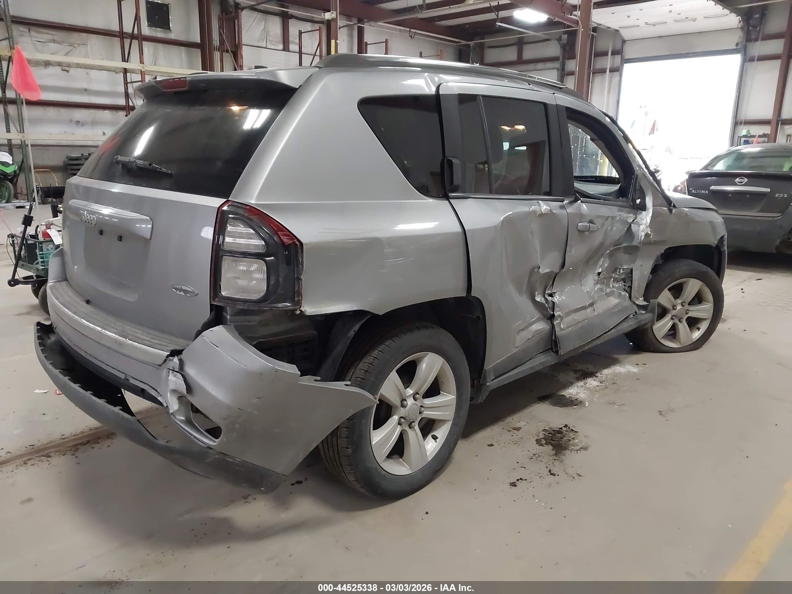 2015 Jeep Compass High Altitude Edition Серебряный vin: 1C4NJCEA9FD367406