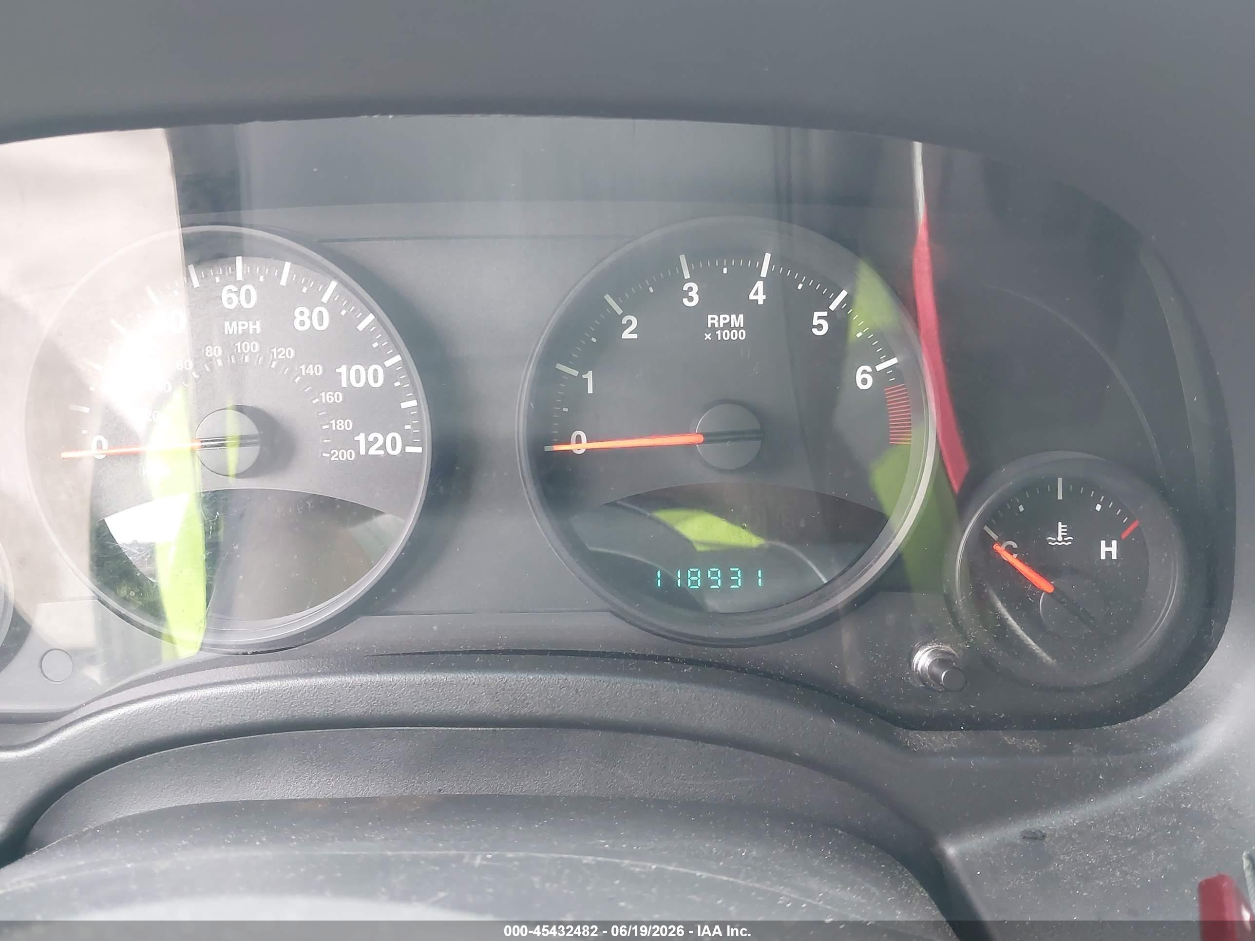 2012 Jeep Compass Latitude Gray vin: 1C4NJCEAXCD678189