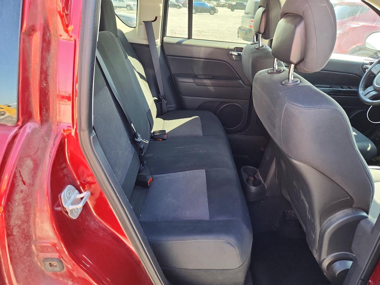 2013 Jeep Compass Latitude Red vin: 1C4NJCEAXDD187705