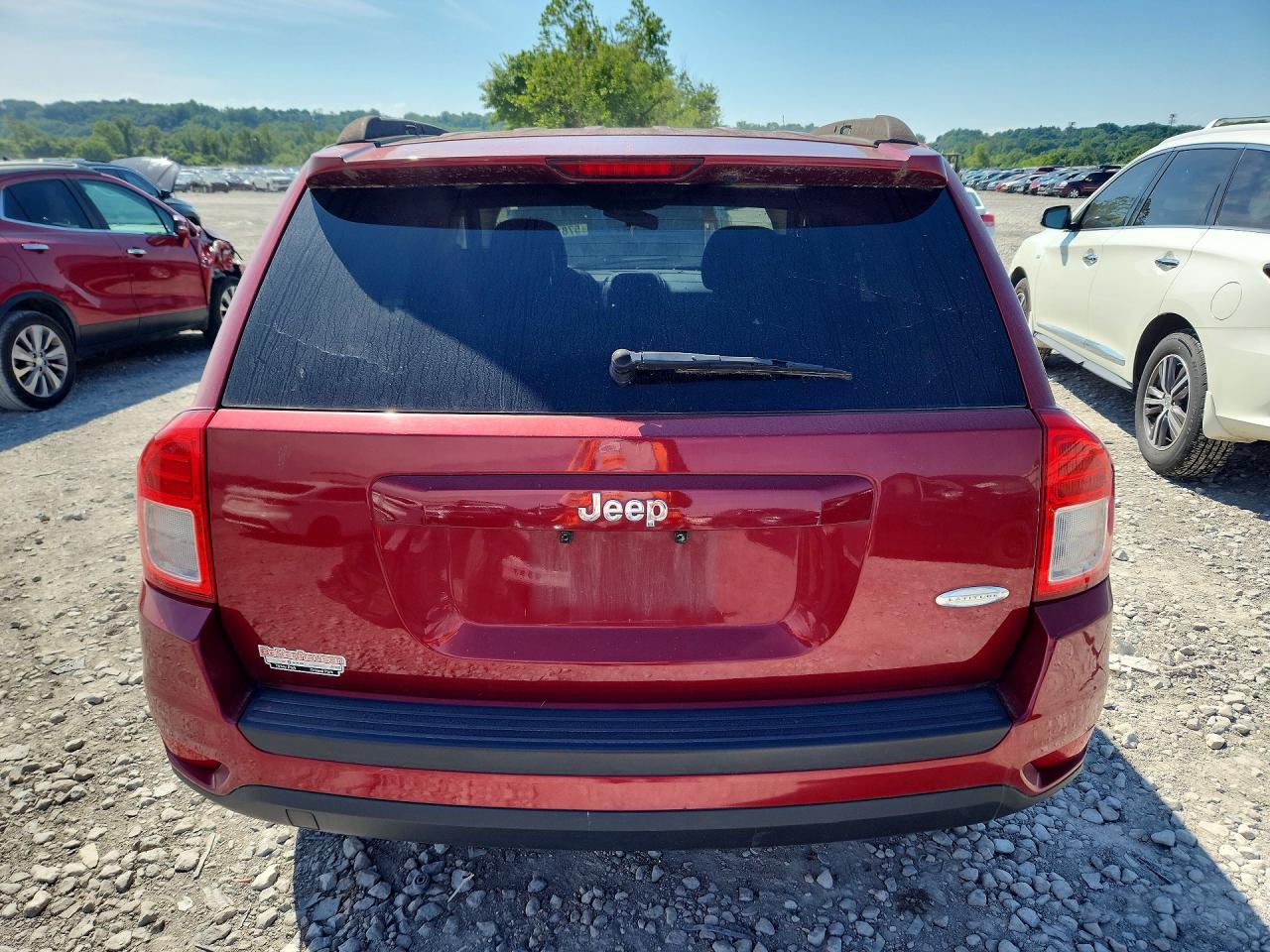 2013 Jeep Compass Latitude Red vin: 1C4NJCEAXDD187705
