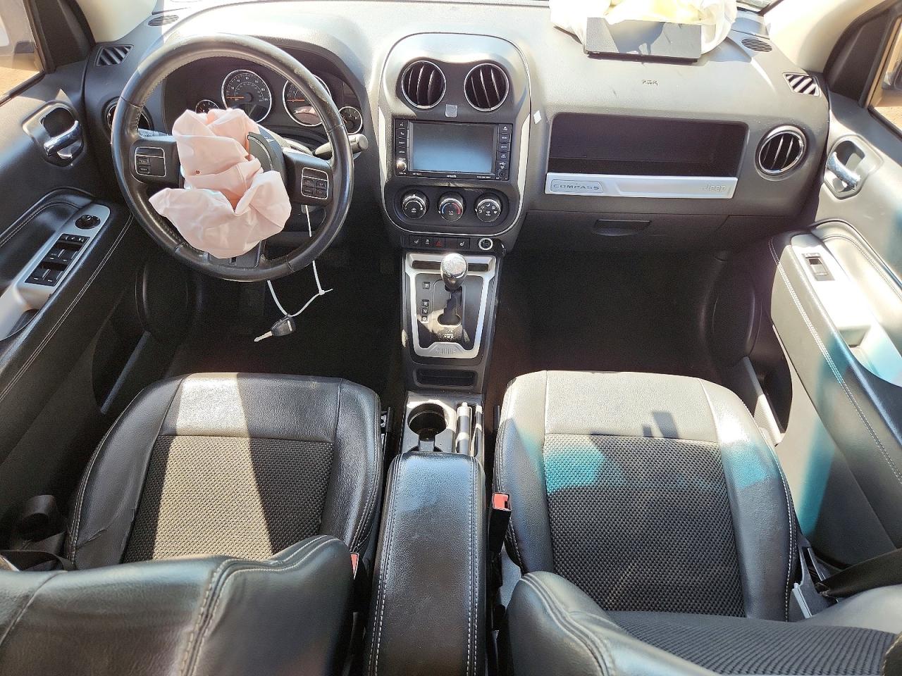 2014 Jeep Compass Latitude Blue vin: 1C4NJCEAXED631232