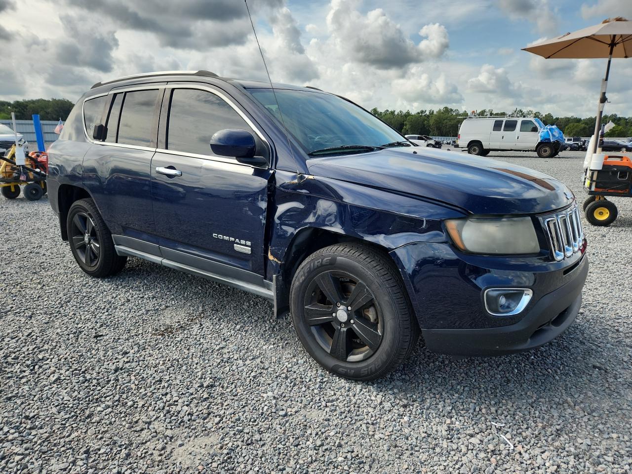 2014 Jeep Compass Latitude Blue vin: 1C4NJCEAXED643378