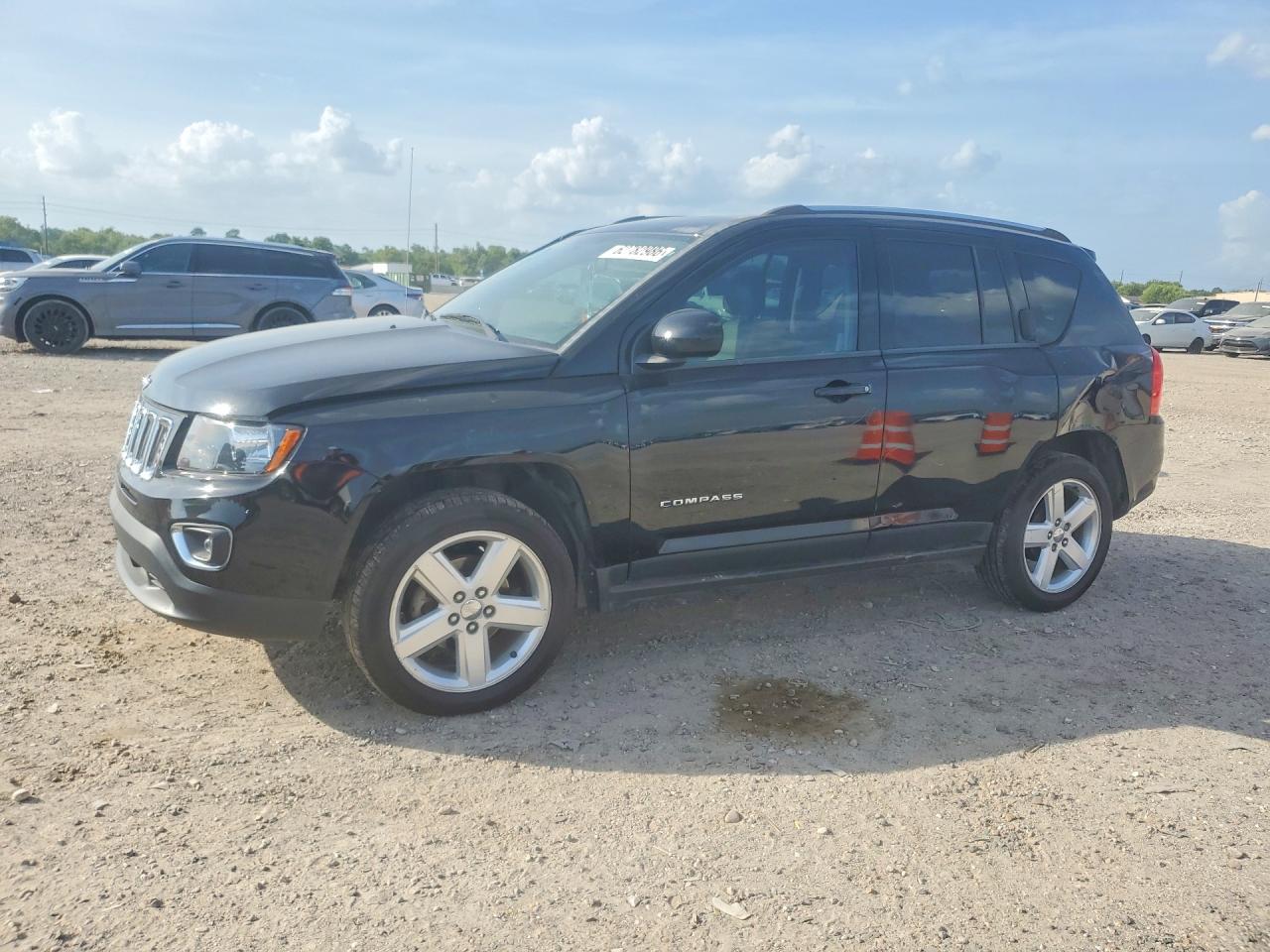 2014 Jeep Compass Latitude Black vin: 1C4NJCEAXED914066