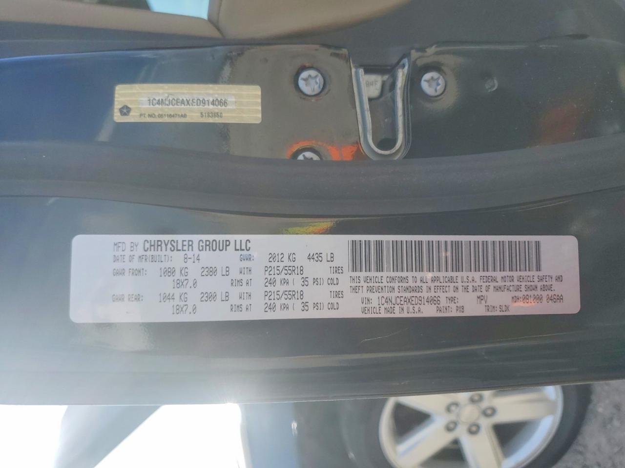 2014 Jeep Compass Latitude Черный vin: 1C4NJCEAXED914066