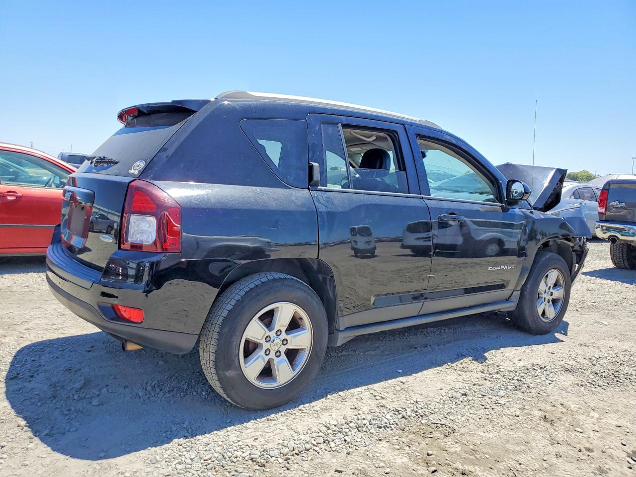 2016 Jeep Compass Latitude Черный vin: 1C4NJCEAXGD665982
