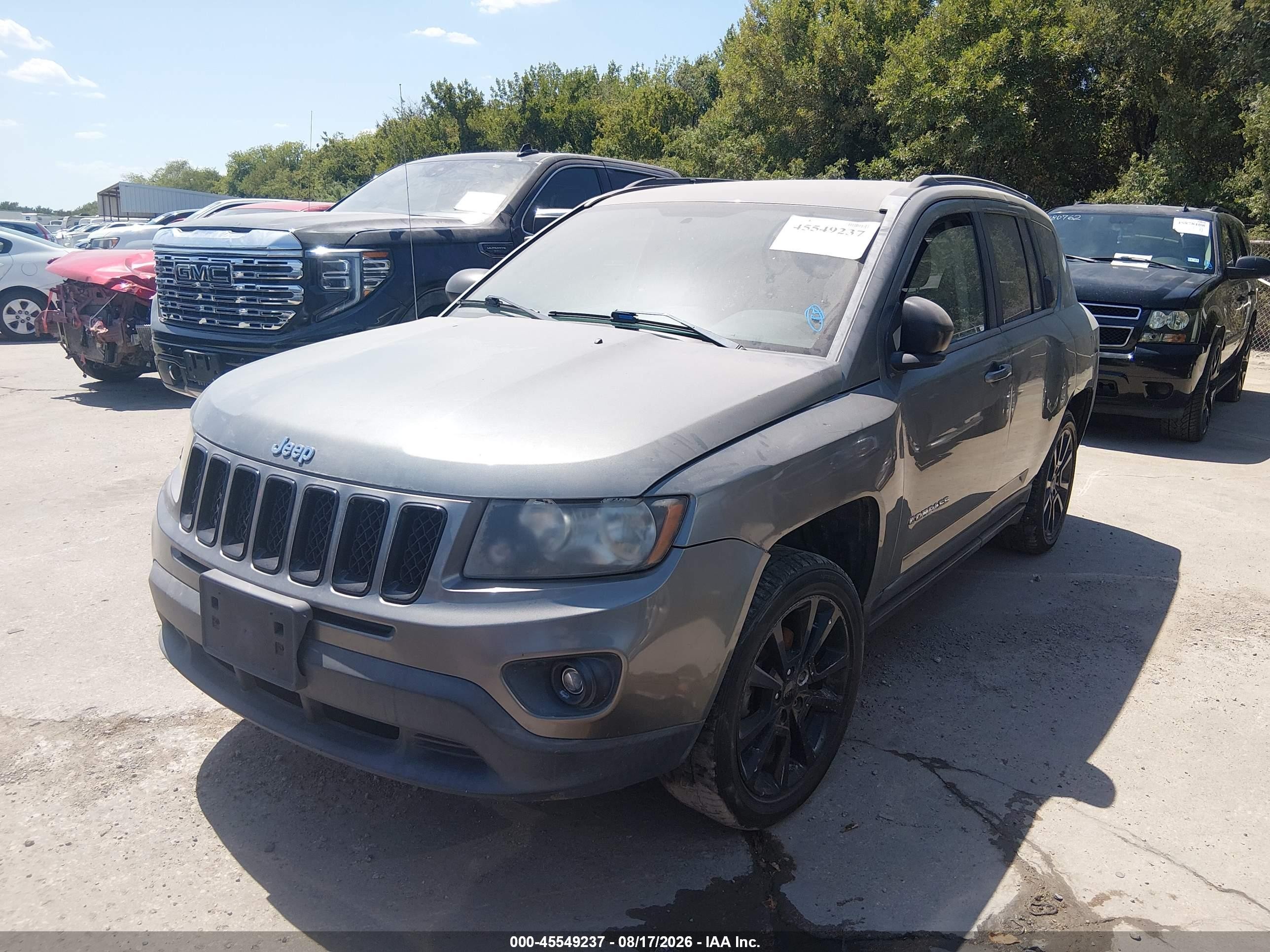 2013 Jeep Compass Latitude Gray vin: 1C4NJCEB0DD167679