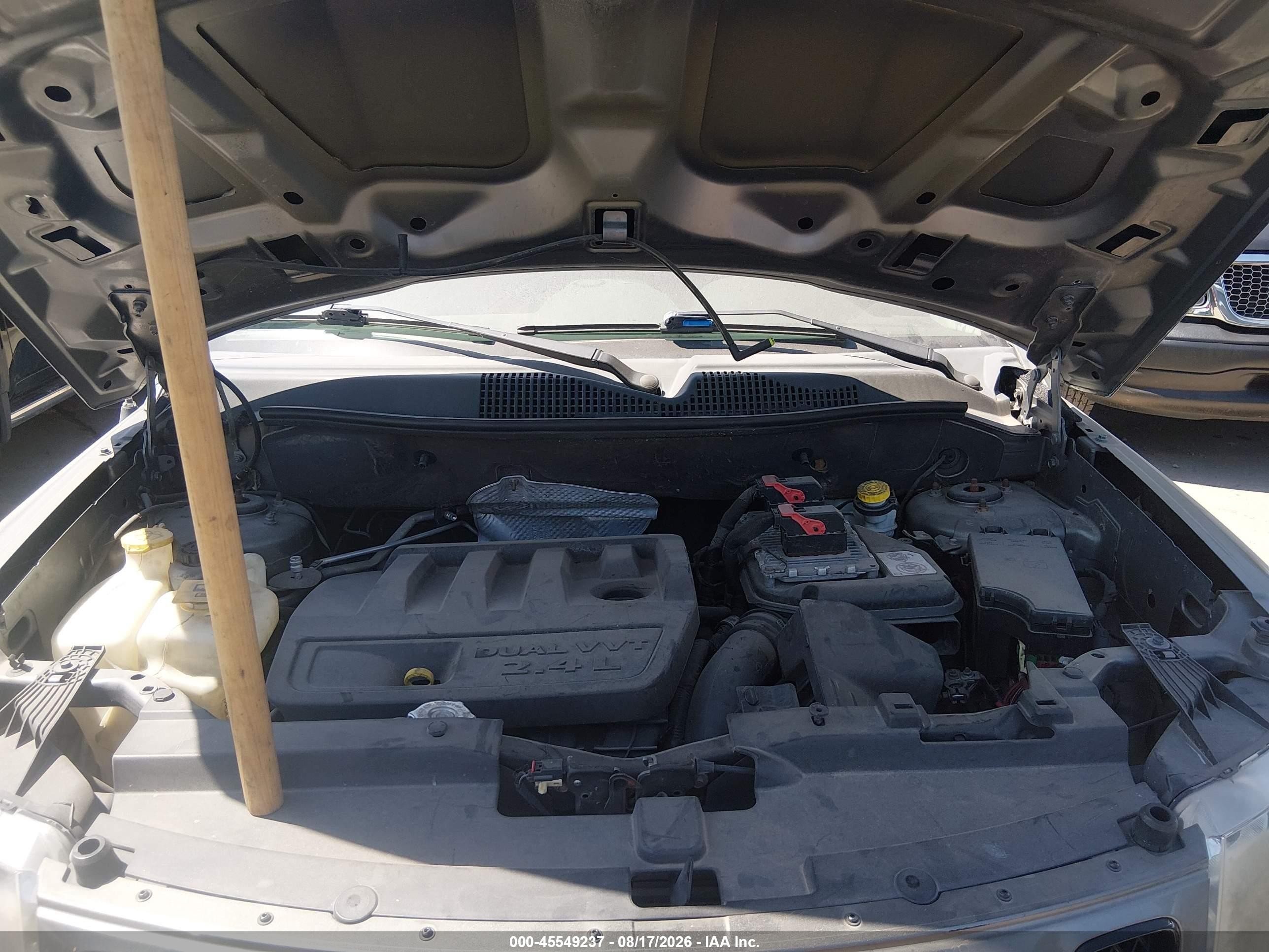 2013 Jeep Compass Latitude Gray vin: 1C4NJCEB0DD167679