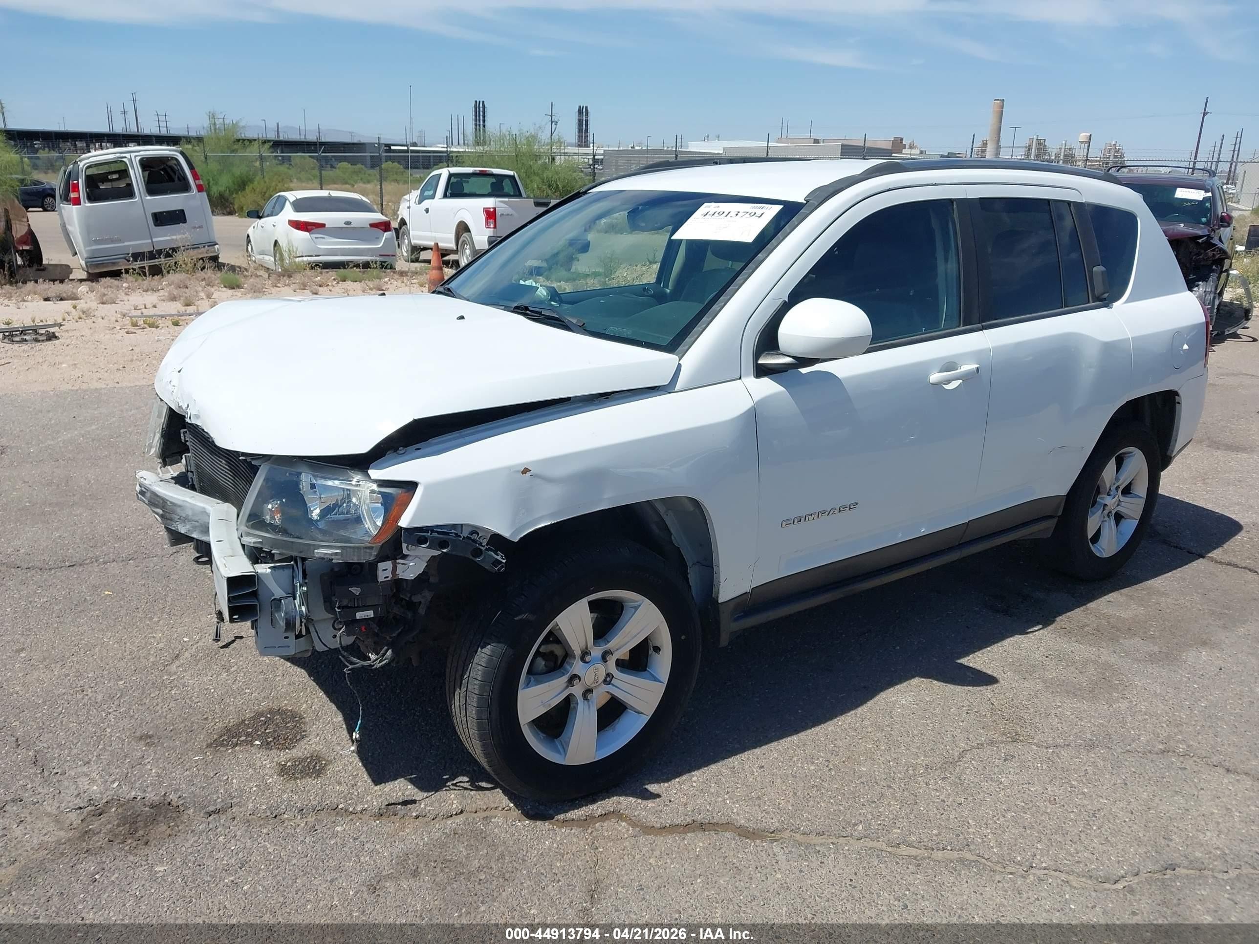2014 Jeep Compass Latitude Белый vin: 1C4NJCEB0ED707145