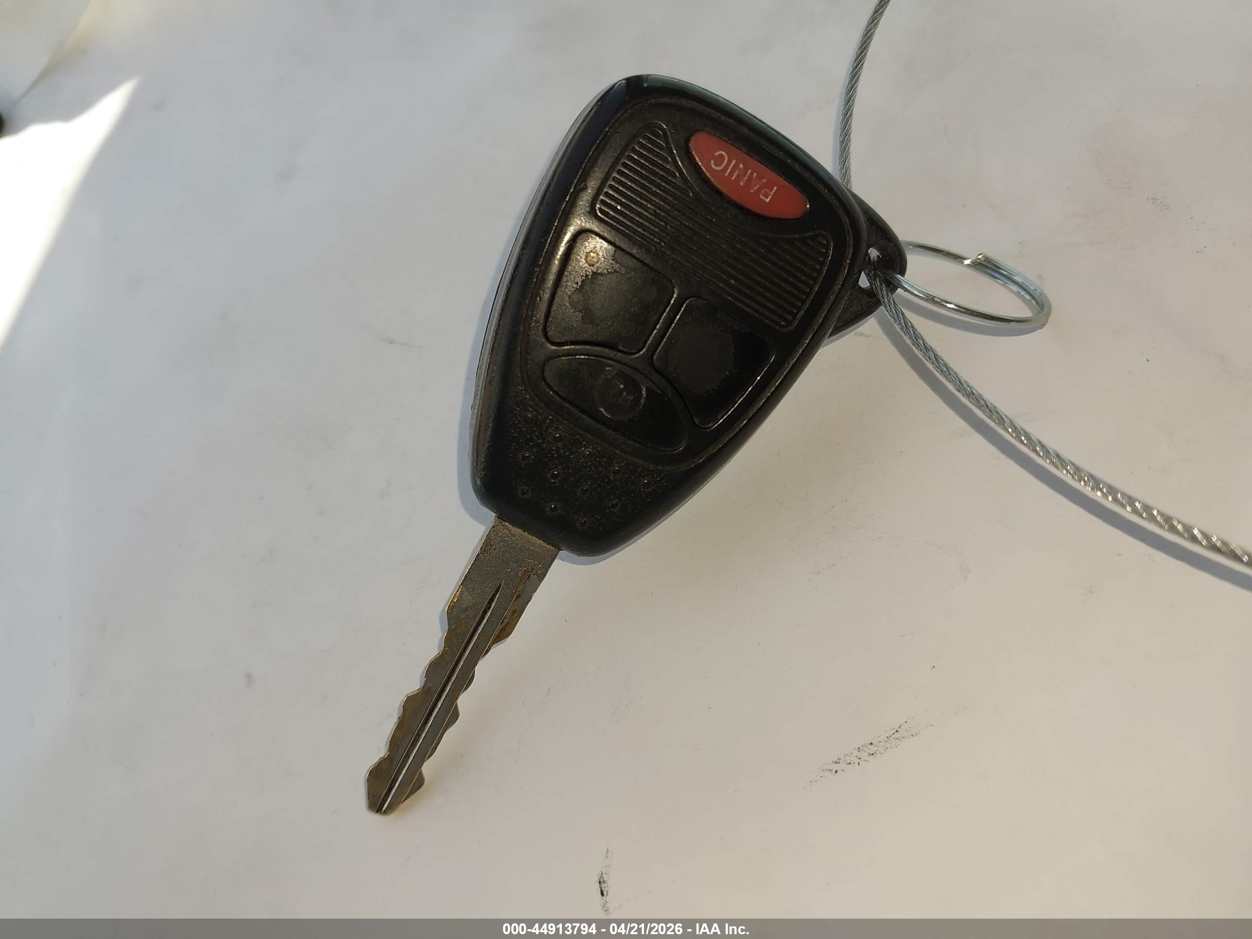 2014 Jeep Compass Latitude Белый vin: 1C4NJCEB0ED707145