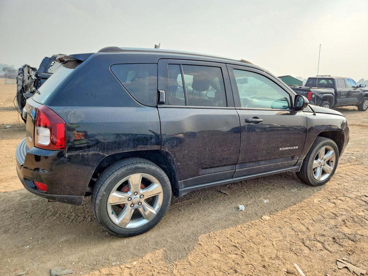 2014 Jeep Compass Latitude Black vin: 1C4NJCEB1ED696625