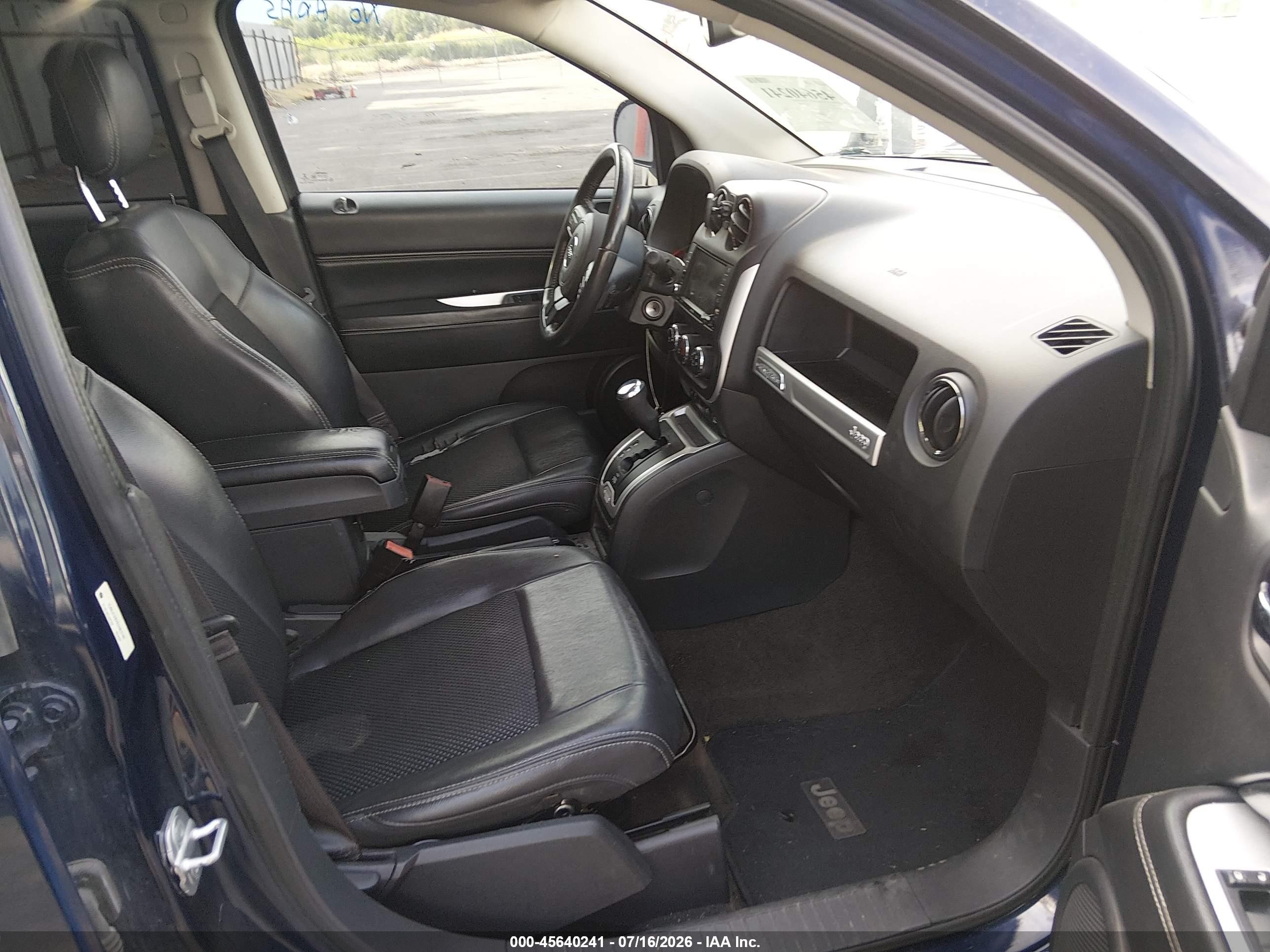 2014 Jeep Compass Latitude Blue vin: 1C4NJCEB2ED563145