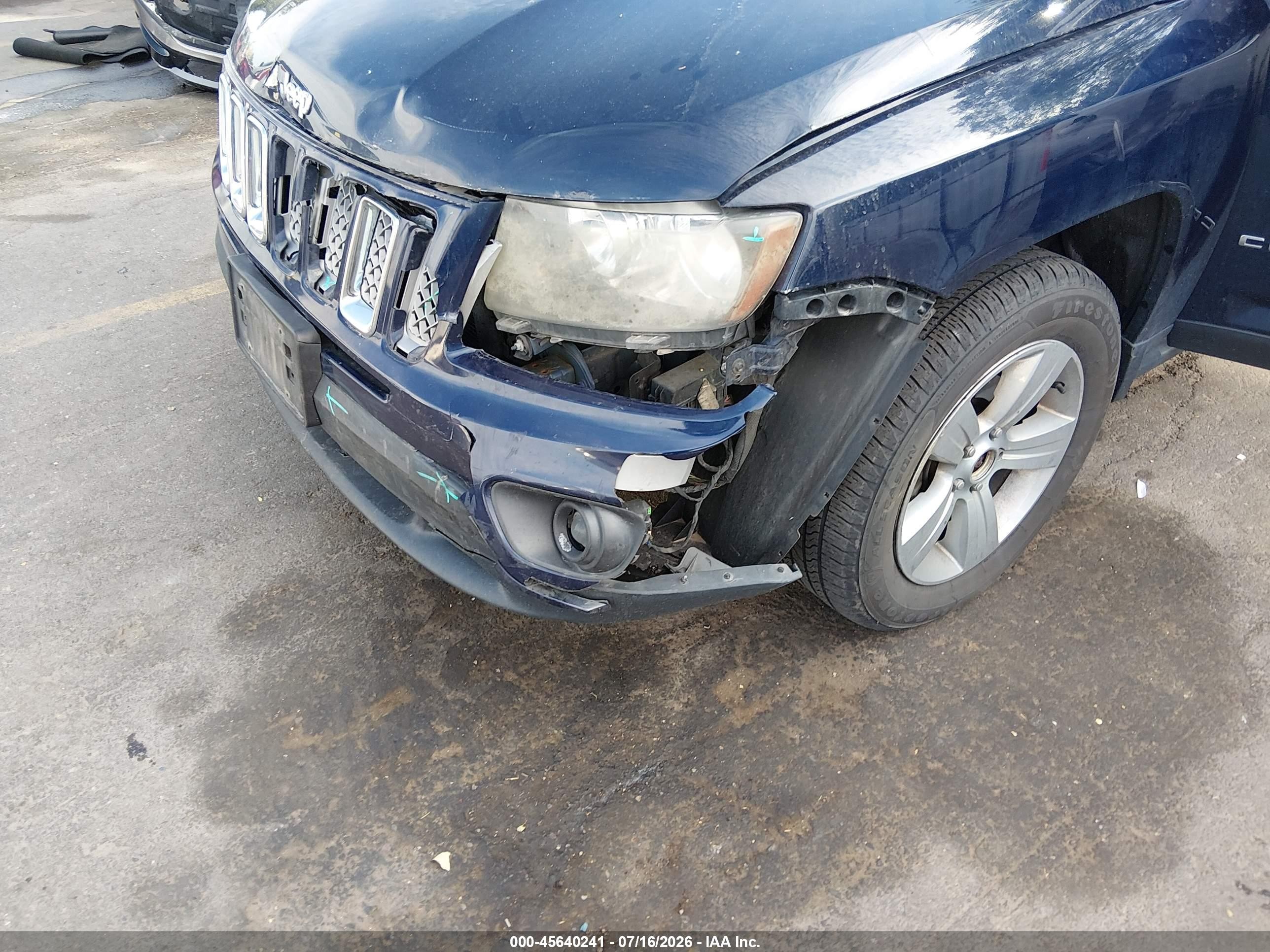 2014 Jeep Compass Latitude Blue vin: 1C4NJCEB2ED563145