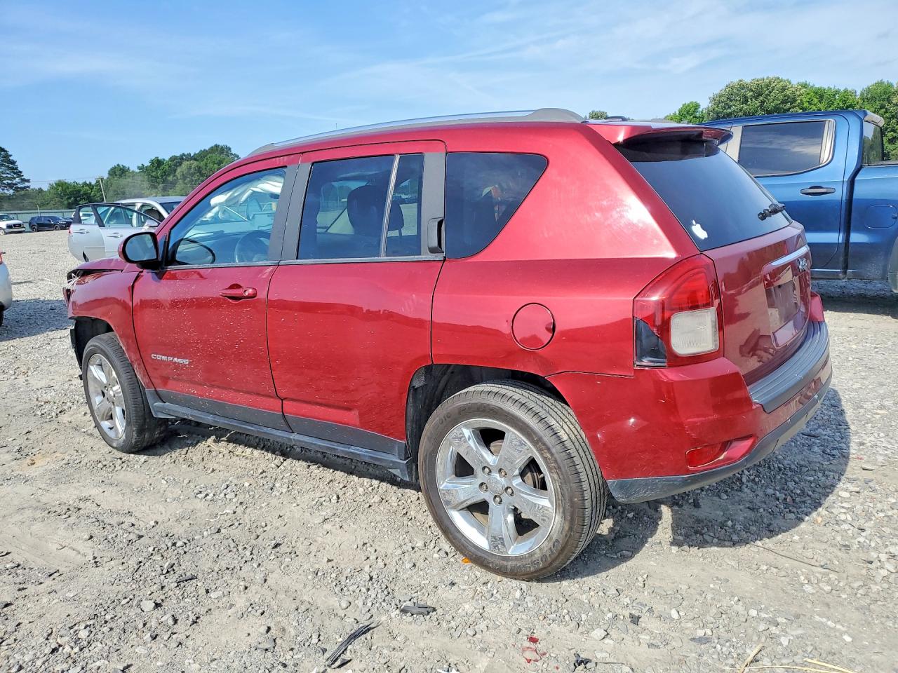 2014 Jeep Compass Latitude Red vin: 1C4NJCEB2ED703761