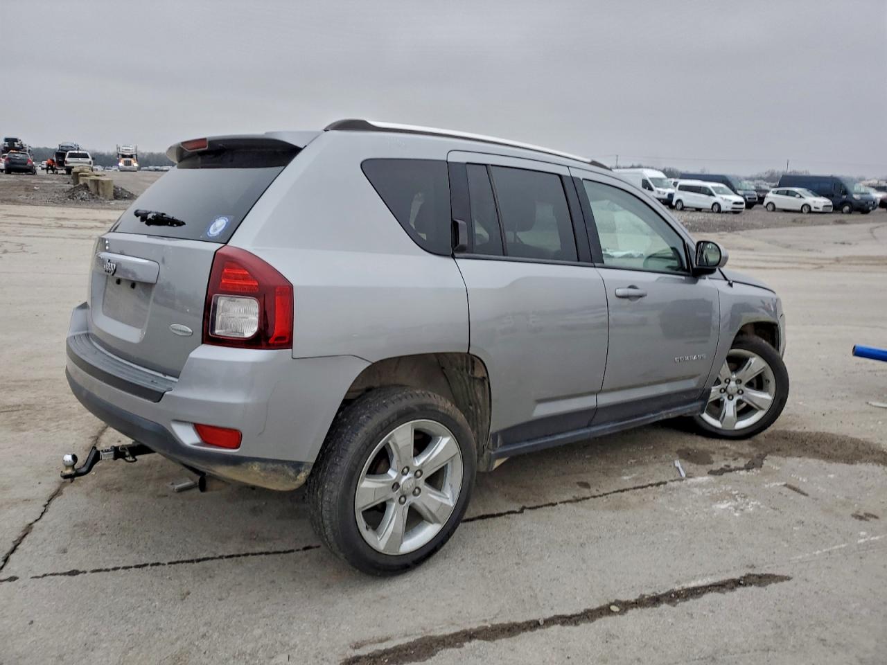 2014 Jeep Compass Latitude Серый vin: 1C4NJCEB2ED889978
