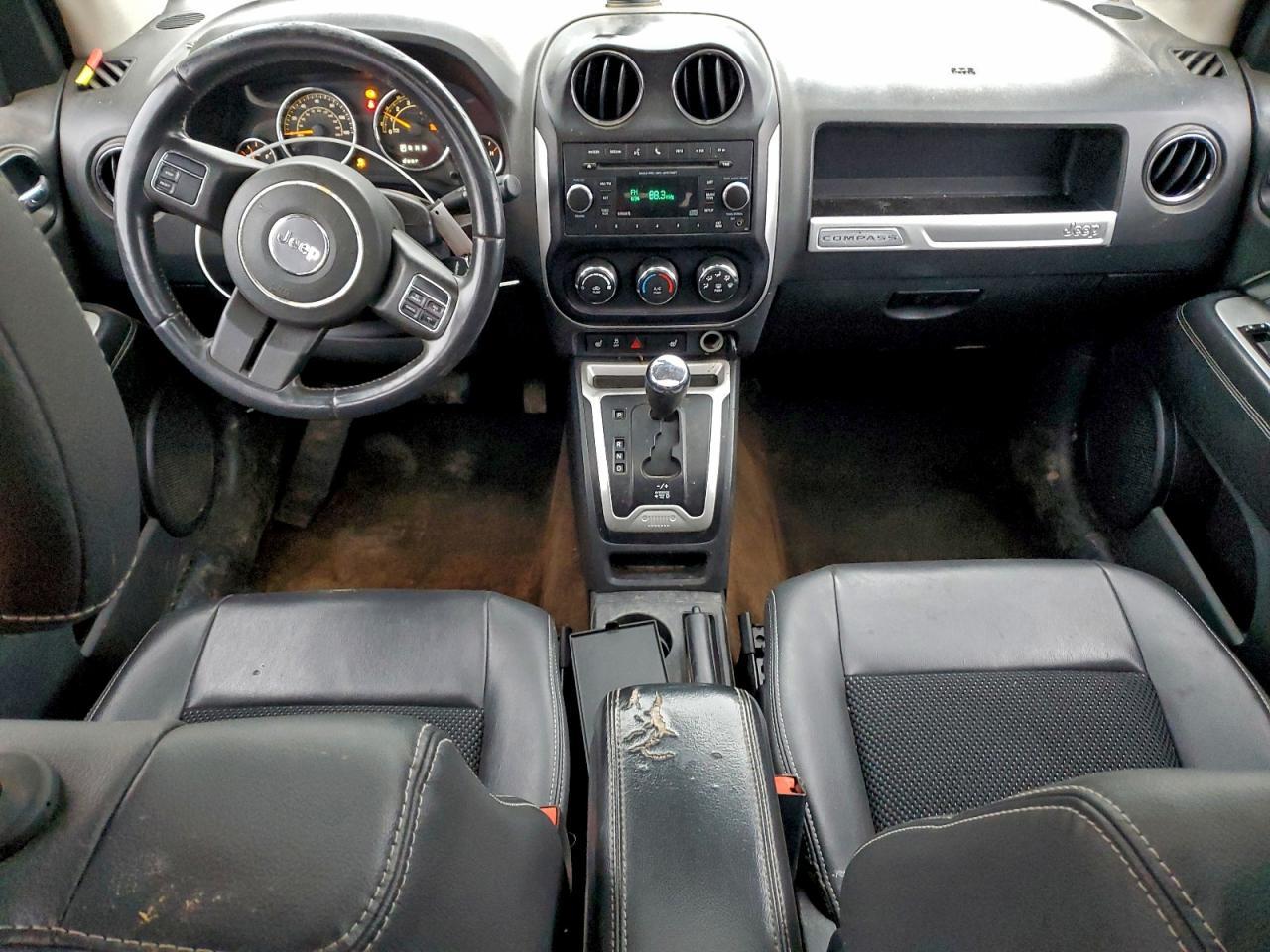 2014 Jeep Compass Latitude Серый vin: 1C4NJCEB2ED889978