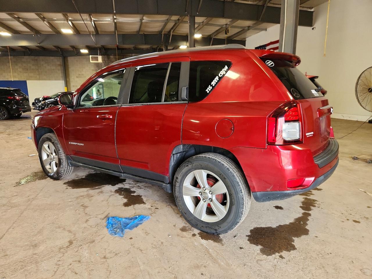 2014 Jeep Compass Latitude Maroon vin: 1C4NJCEB3ED849487