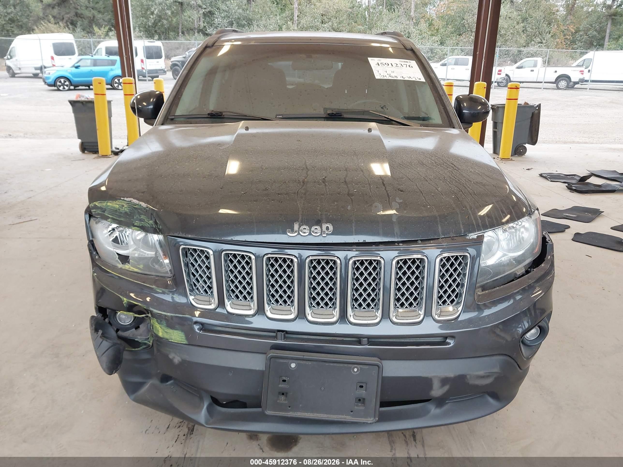 2014 Jeep Compass Latitude Черный vin: 1C4NJCEB4ED660072