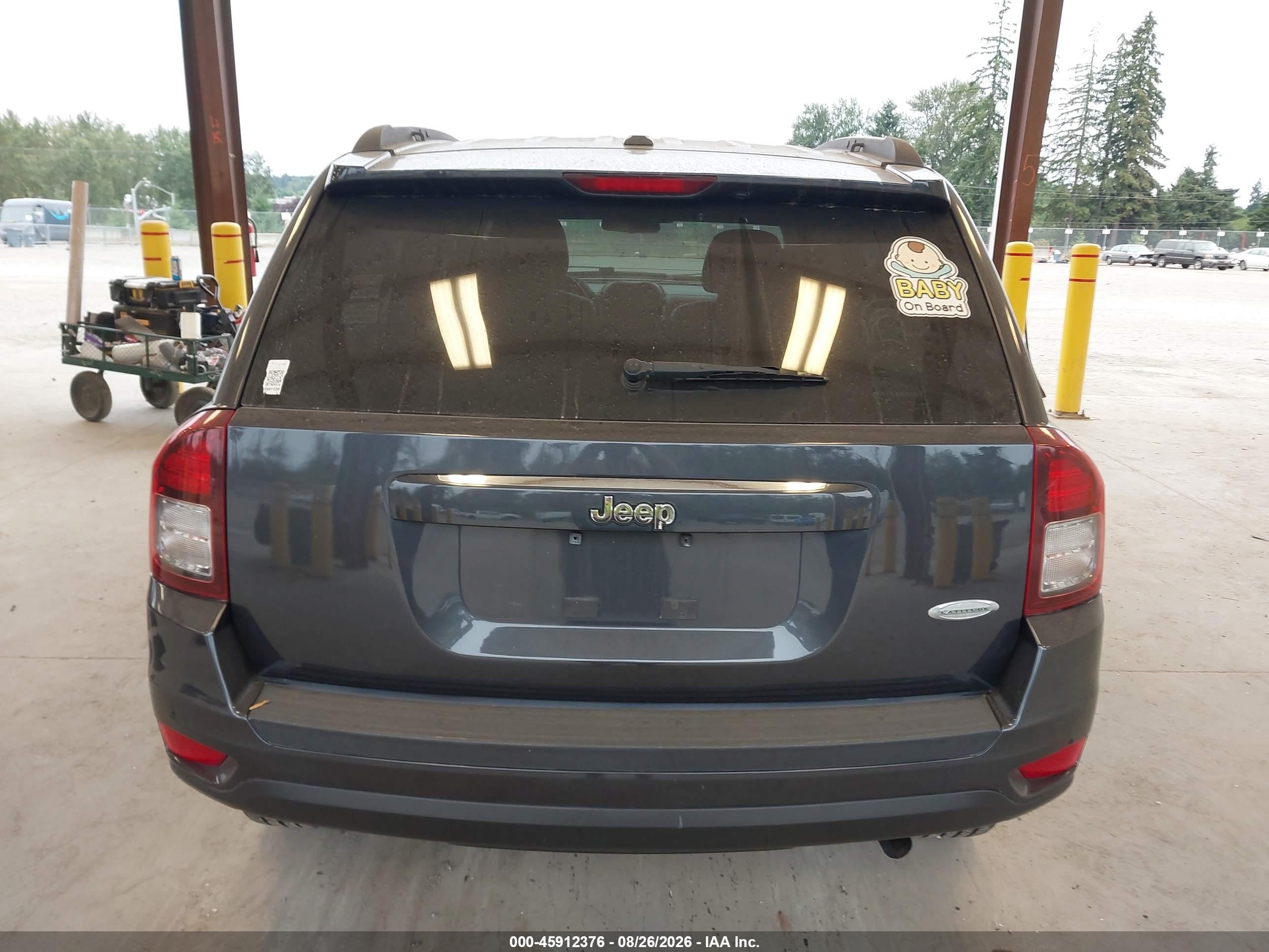 2014 Jeep Compass Latitude Черный vin: 1C4NJCEB4ED660072