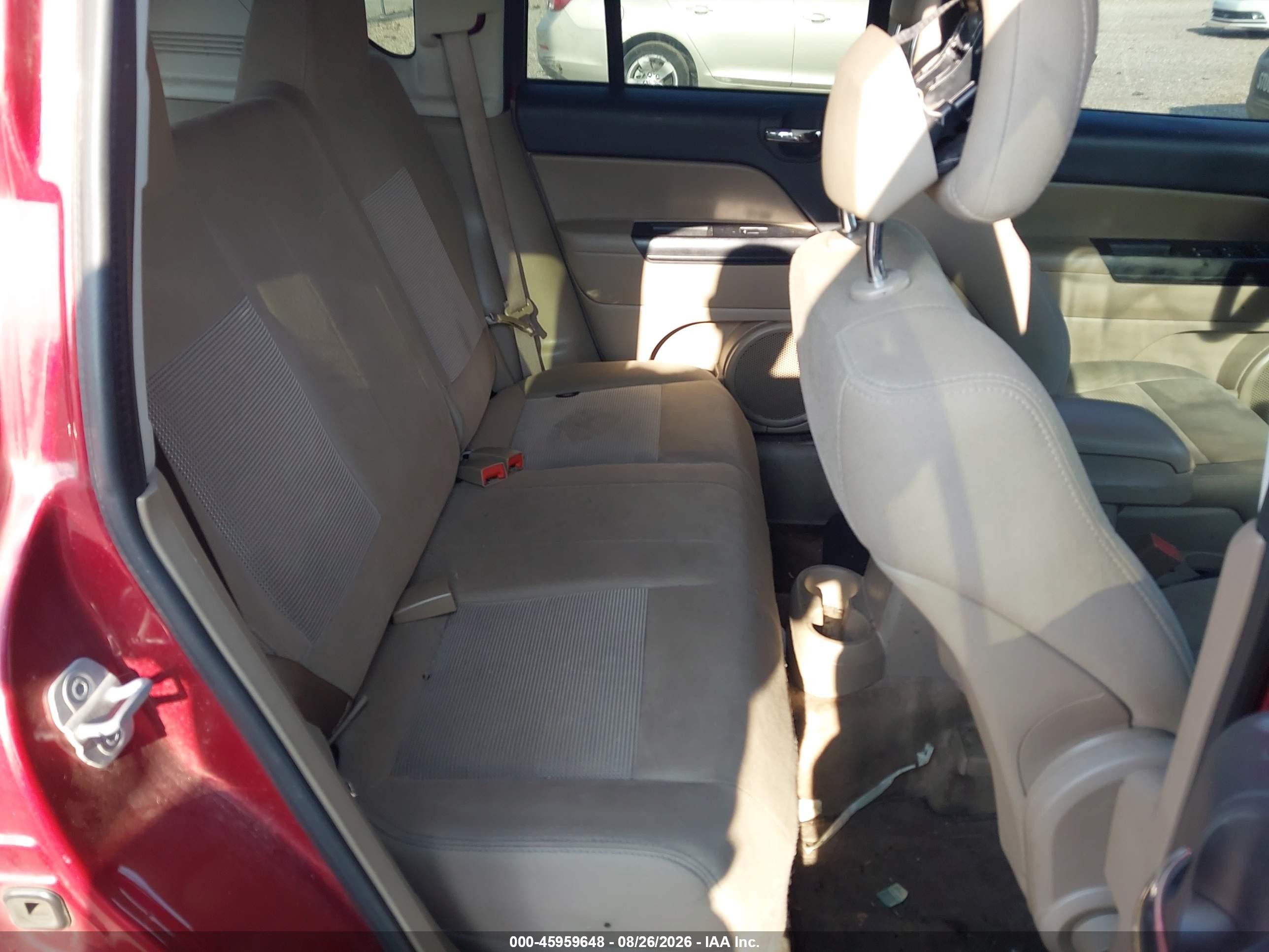 2012 Jeep Compass Latitude Maroon vin: 1C4NJCEB5CD678187