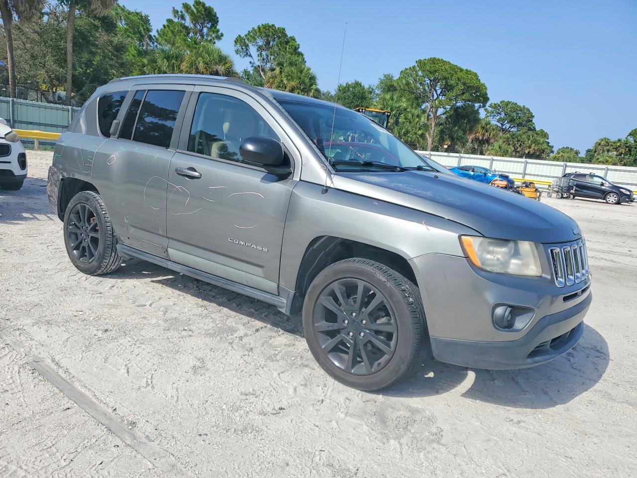 2012 Jeep Compass Latitude Black vin: 1C4NJCEB6CD522529