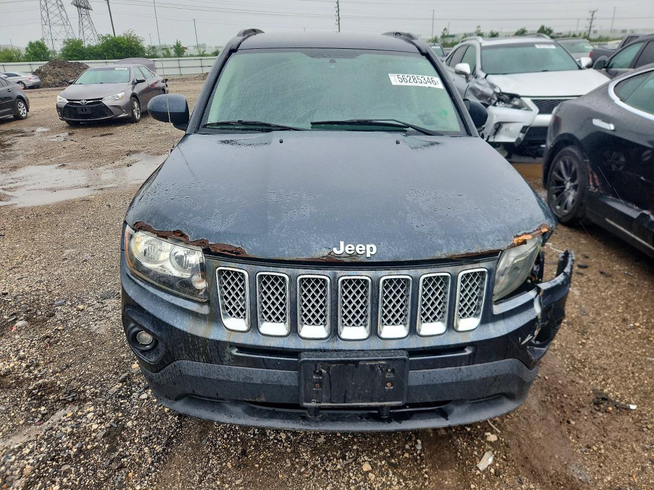 2015 Jeep Compass Latitude Gray vin: 1C4NJCEB6FD110230