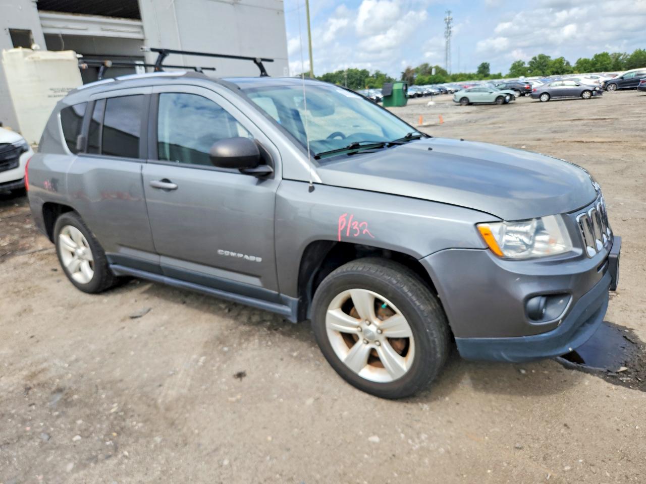 2013 Jeep Compass Latitude Gray vin: 1C4NJCEB7DD102876