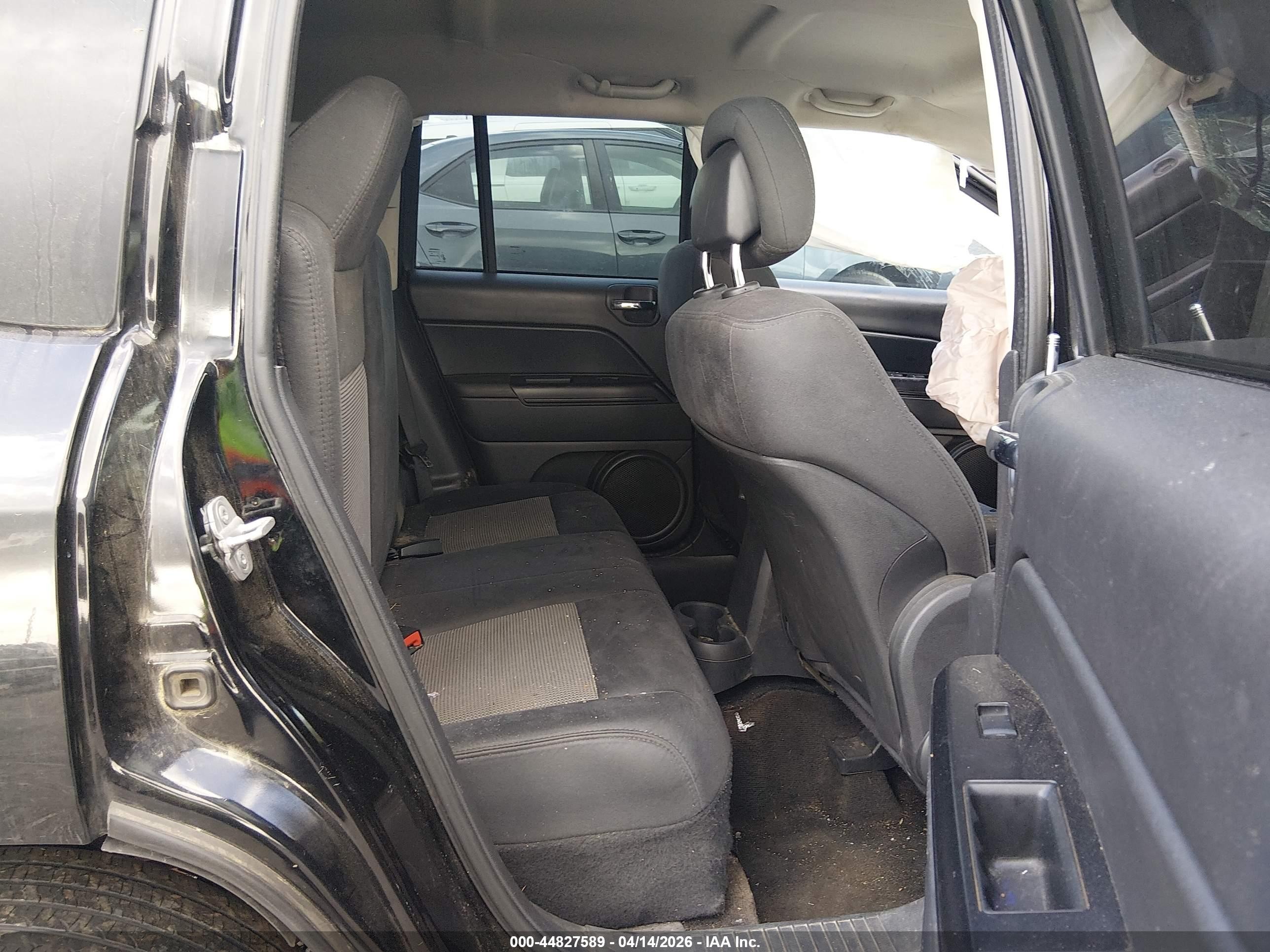 2013 Jeep Compass Latitude Black vin: 1C4NJCEB7DD276205