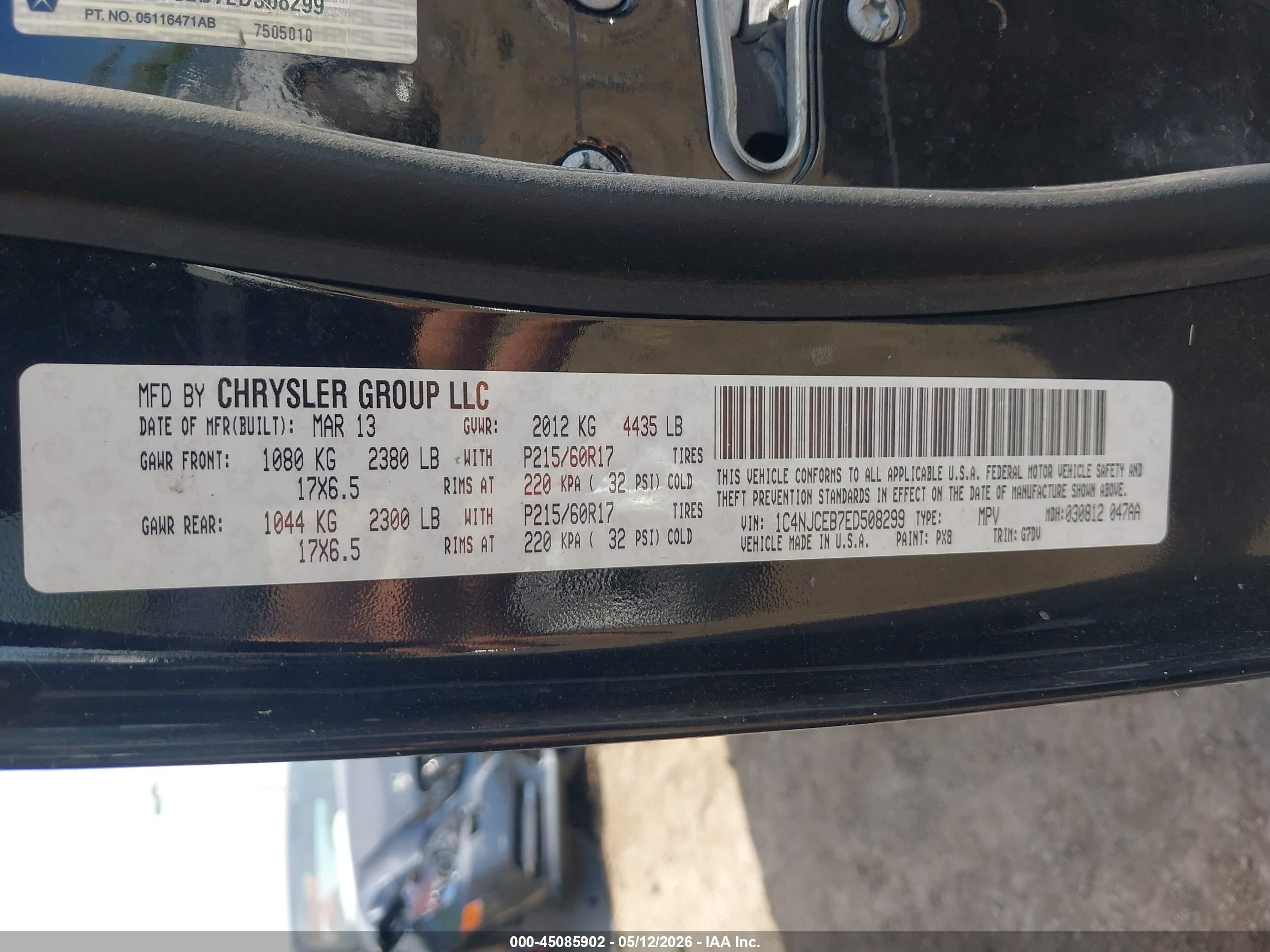2014 Jeep Compass Latitude Черный vin: 1C4NJCEB7ED508299