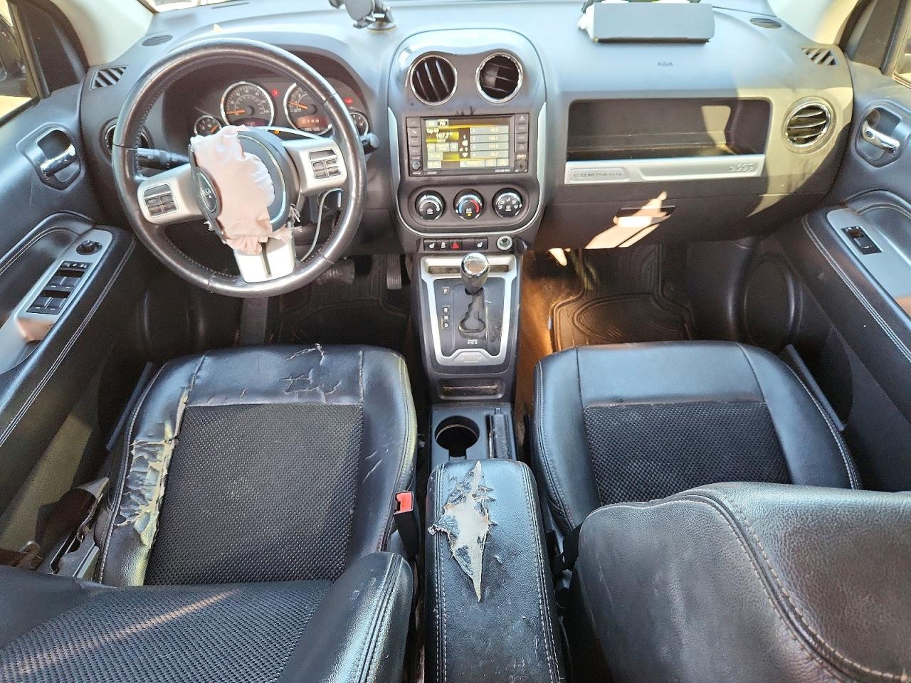 2014 Jeep Compass Latitude Black vin: 1C4NJCEB7ED518024