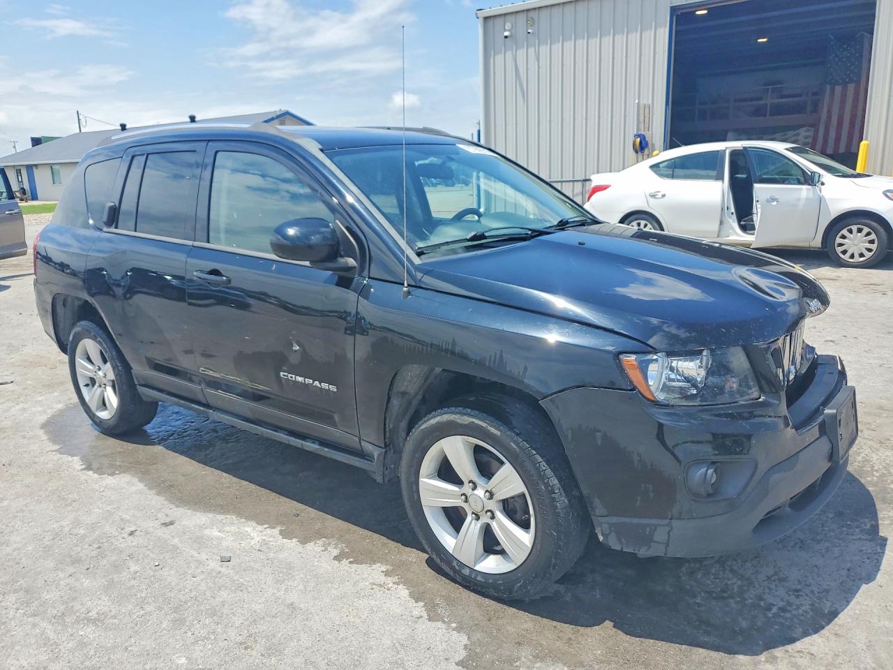 2014 Jeep Compass Latitude Black vin: 1C4NJCEB7ED583326