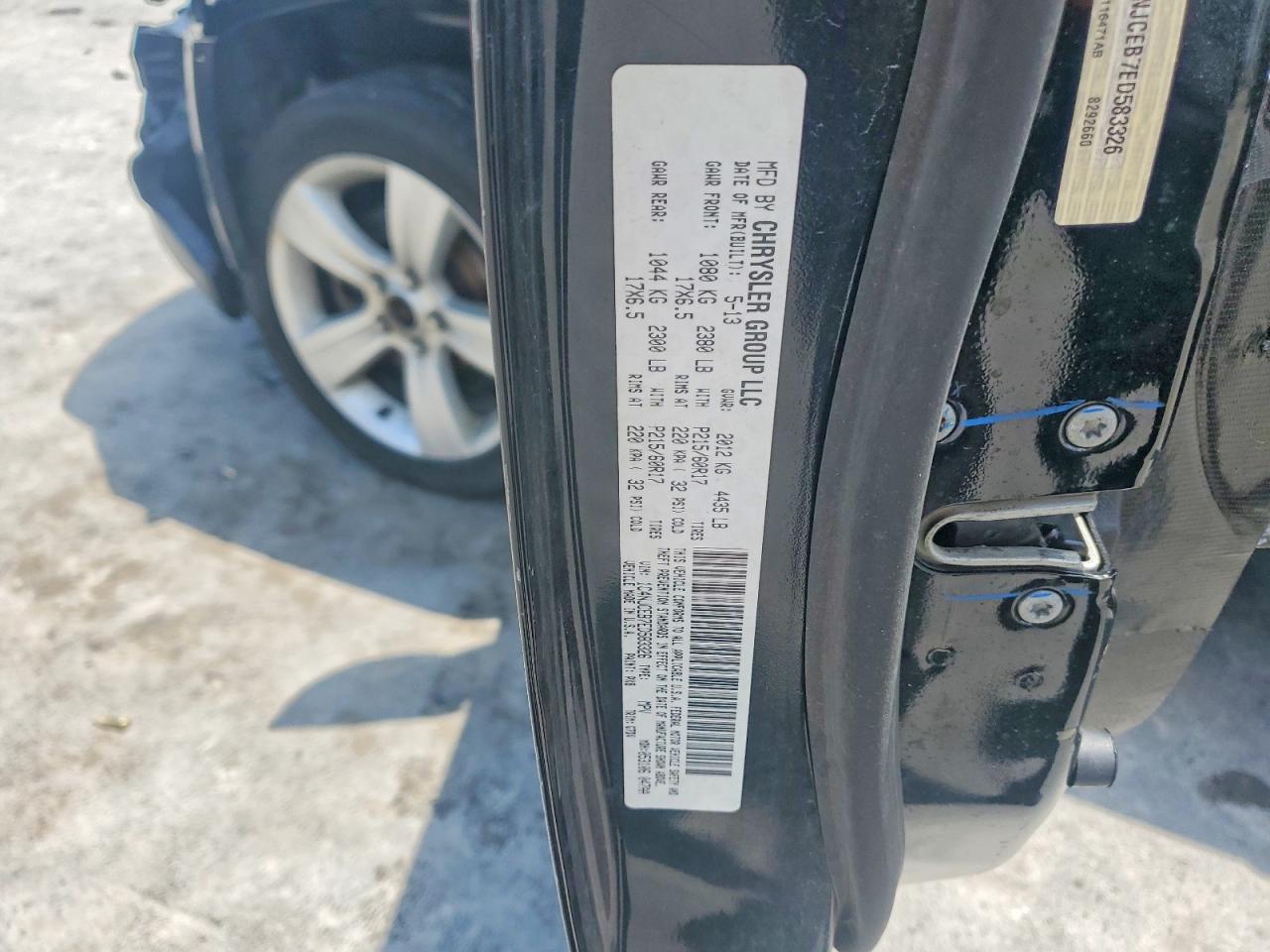 2014 Jeep Compass Latitude Black vin: 1C4NJCEB7ED583326