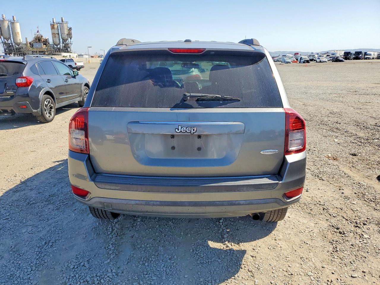 2014 Jeep Compass Latitude Gray vin: 1C4NJCEB7ED587120