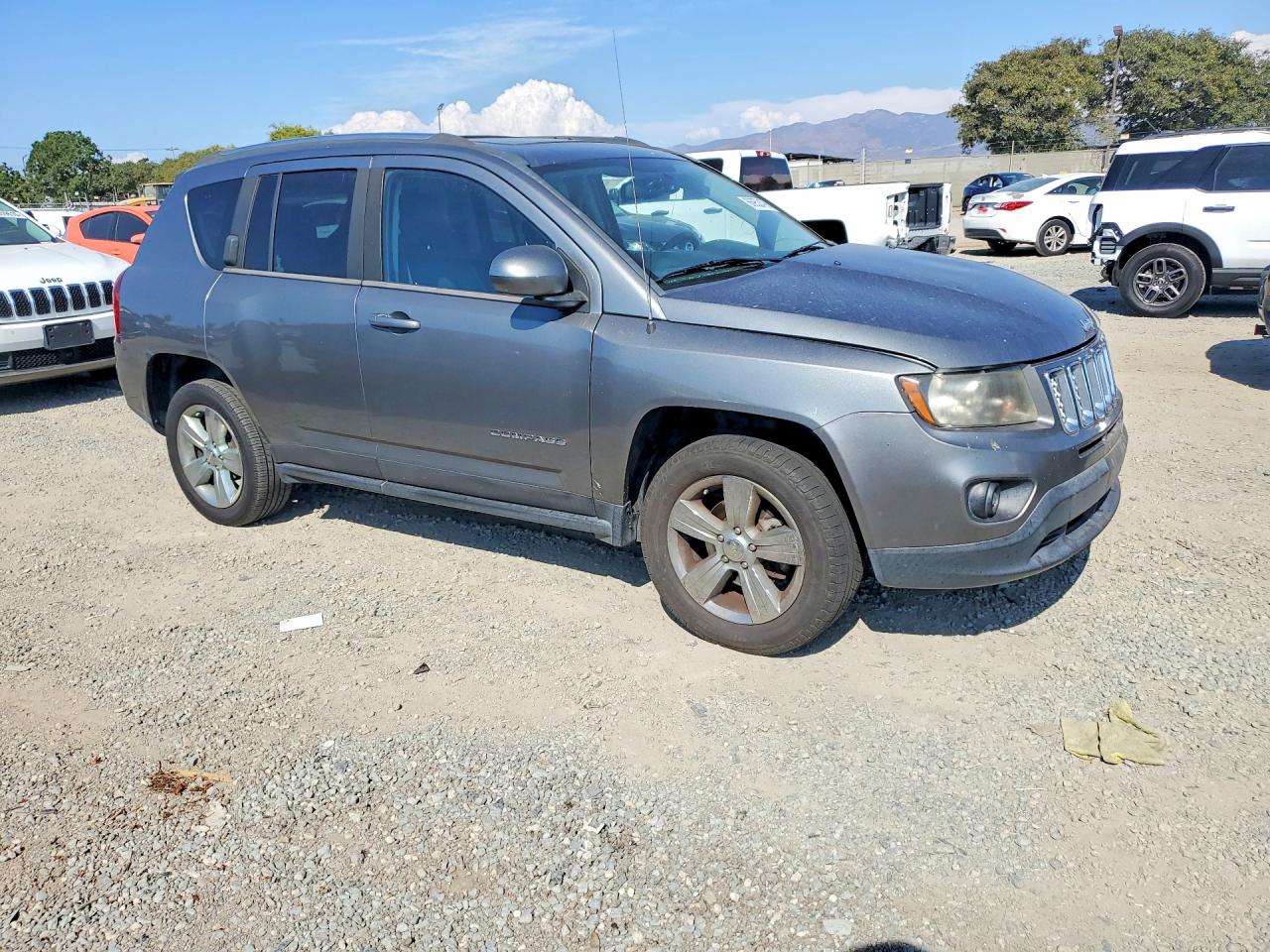 2014 Jeep Compass Latitude Gray vin: 1C4NJCEB7ED587120