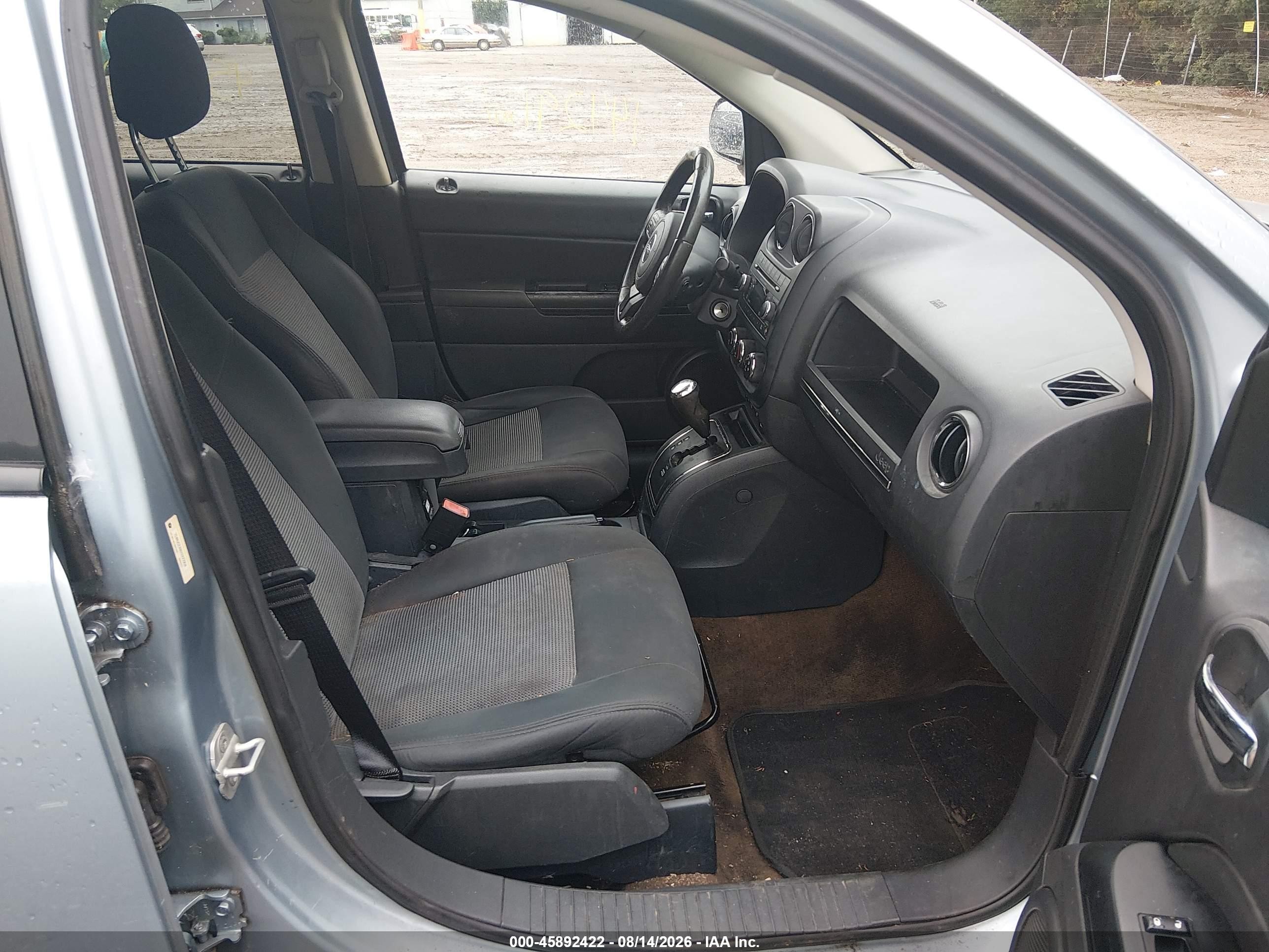 2013 Jeep Compass Latitude Light Blue vin: 1C4NJCEB8DD223304