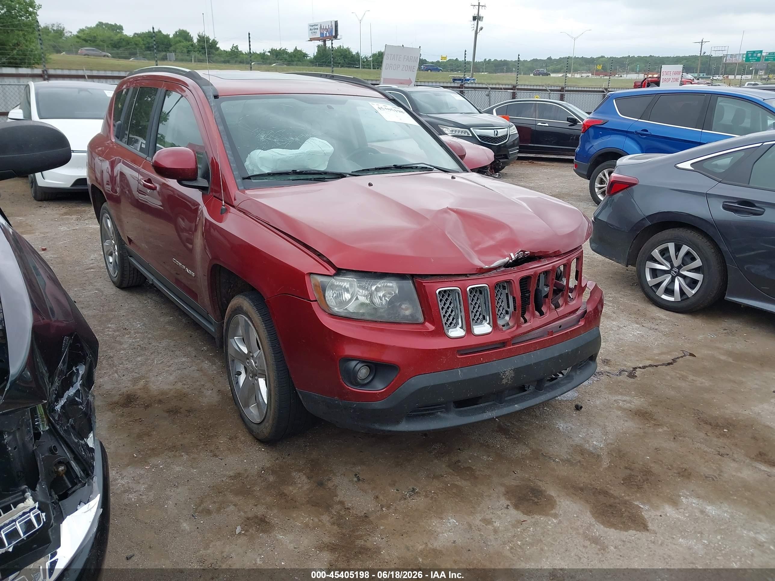 2014 Jeep Compass Latitude Red vin: 1C4NJCEB8ED618682