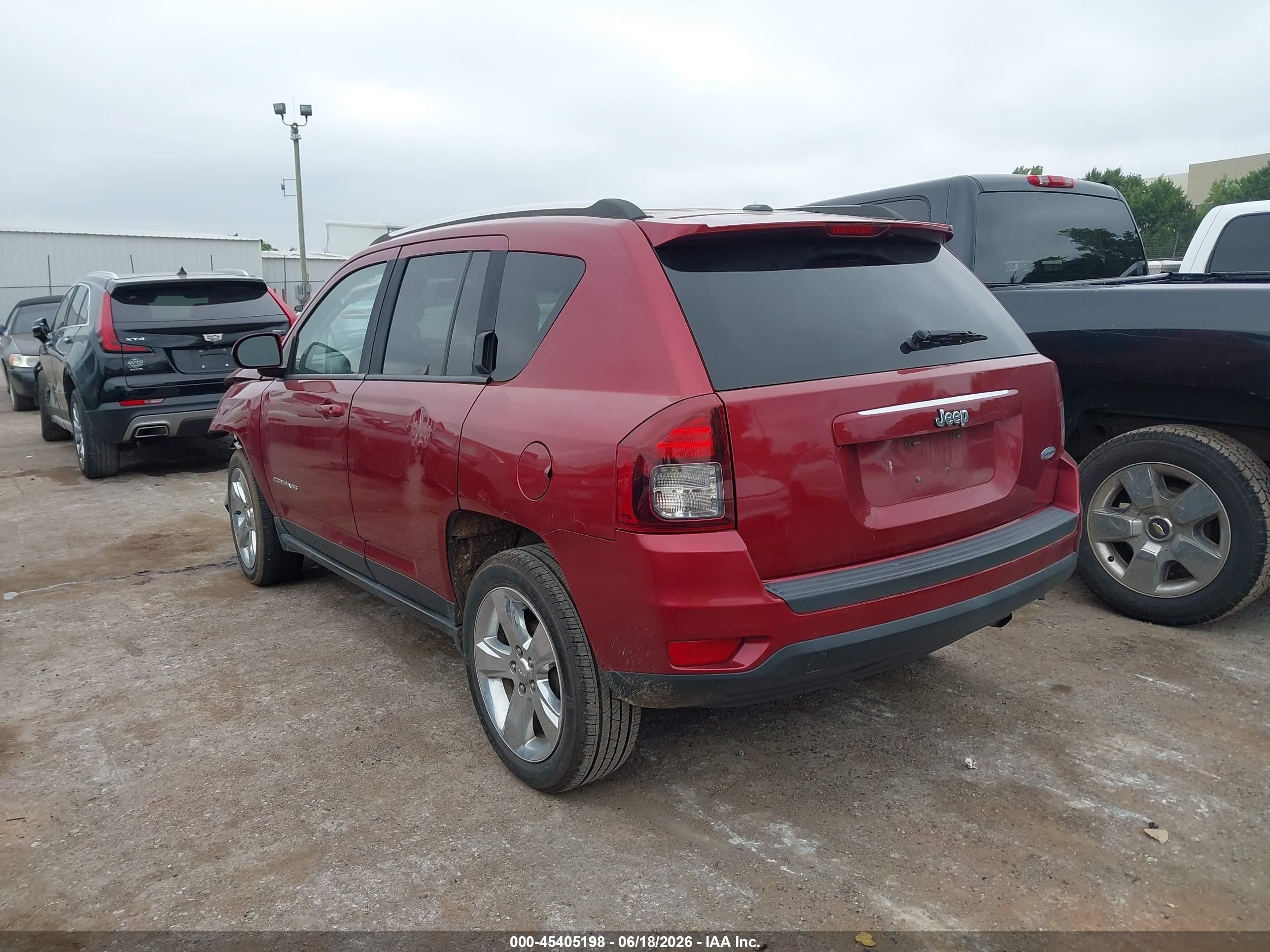 2014 Jeep Compass Latitude Red vin: 1C4NJCEB8ED618682