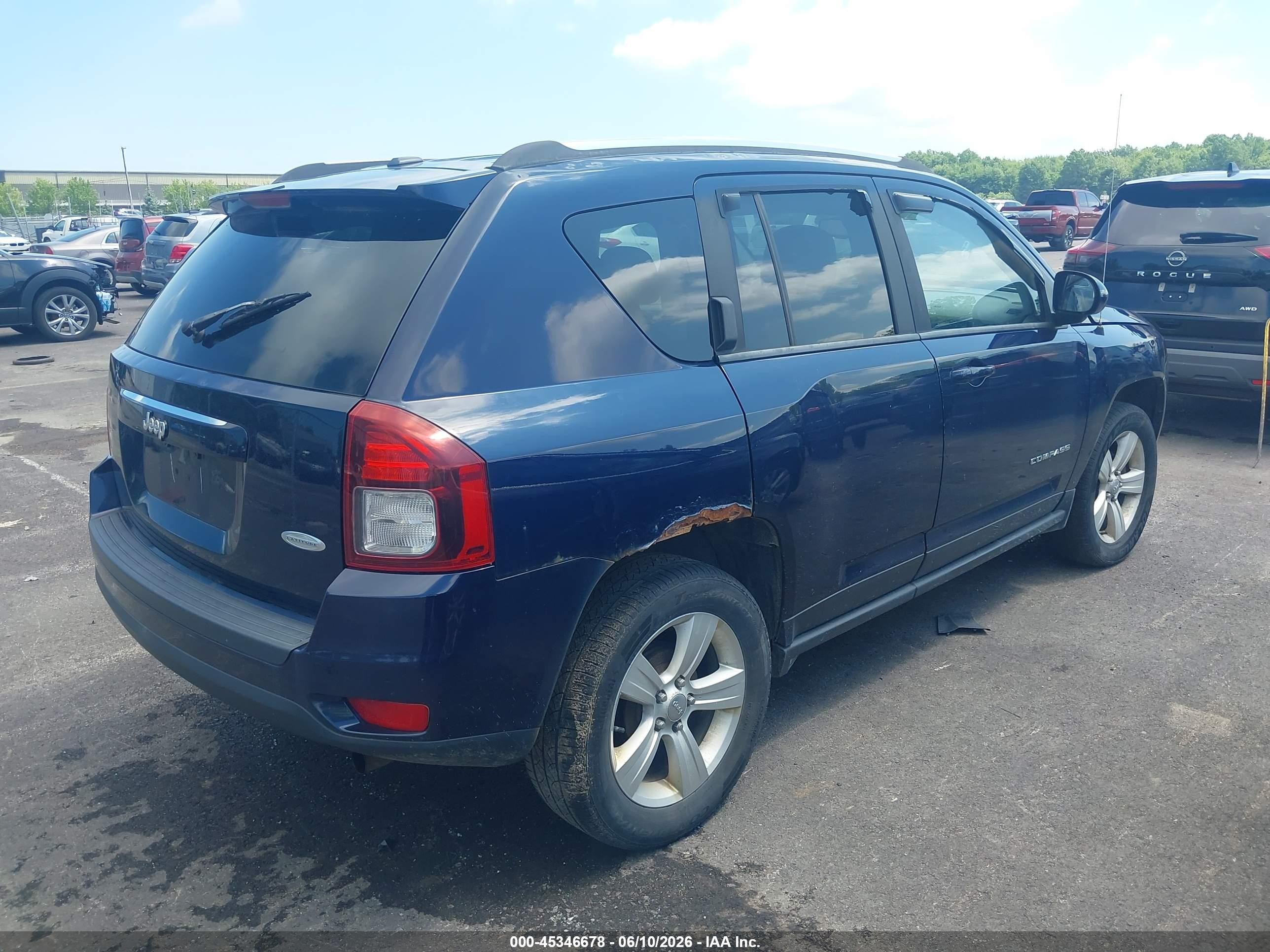 2014 Jeep Compass Latitude Синий vin: 1C4NJCEB9ED660052