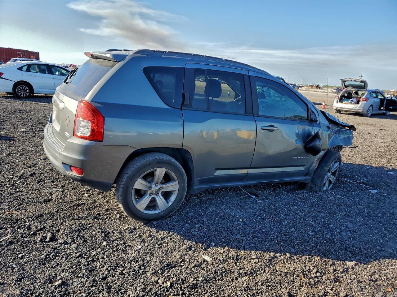 2012 Jeep Compass Latitude Gray vin: 1C4NJCEBXCD634167