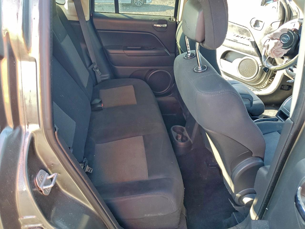 2012 Jeep Compass Latitude Gray vin: 1C4NJCEBXCD634167
