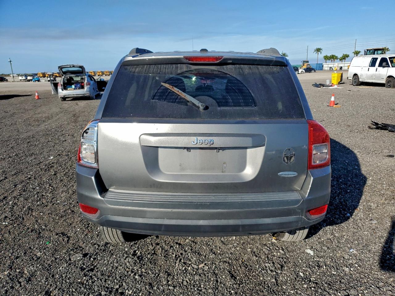 2012 Jeep Compass Latitude Gray vin: 1C4NJCEBXCD634167