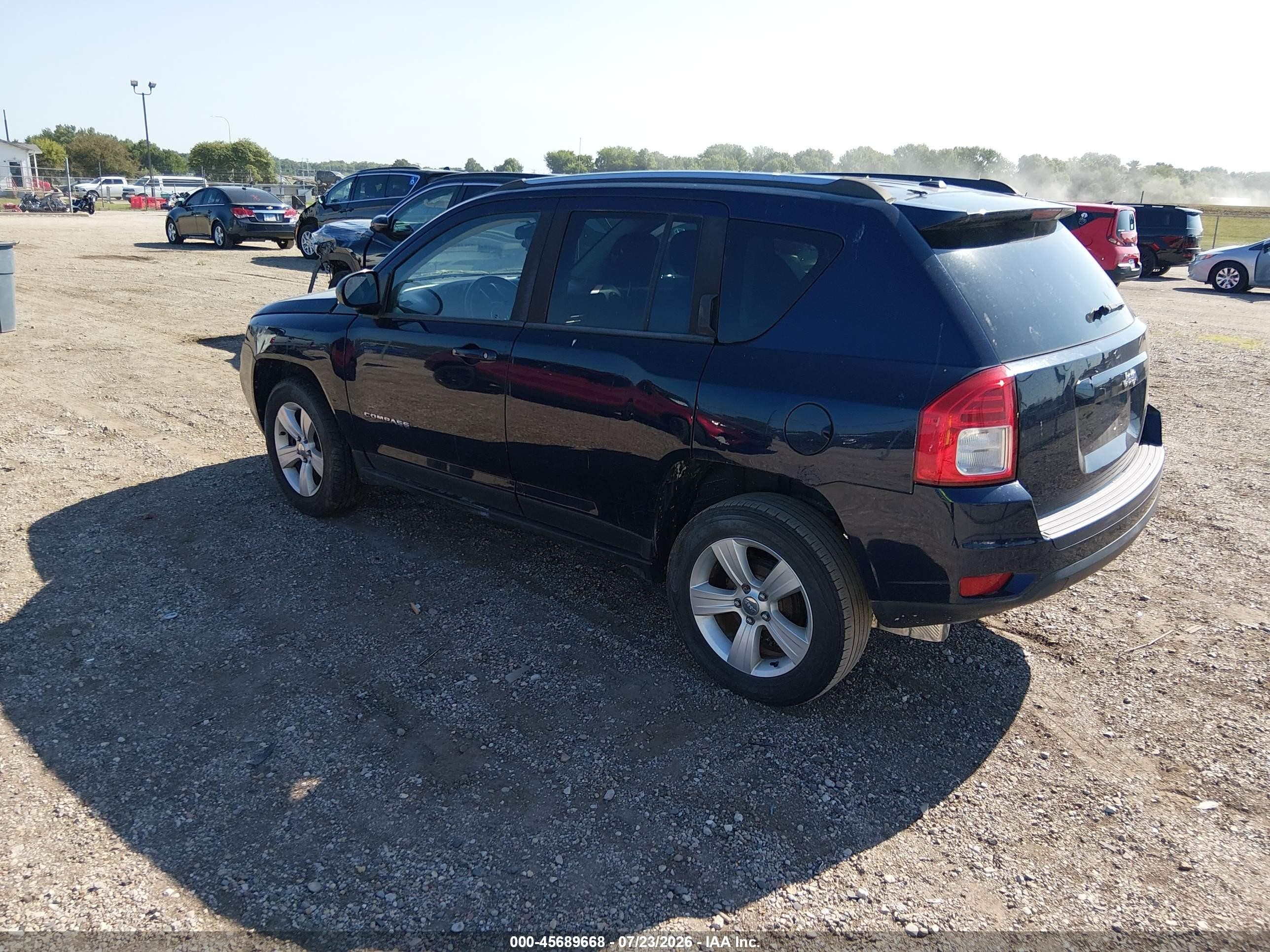 2013 Jeep Compass Latitude Blue vin: 1C4NJCEBXDD205631