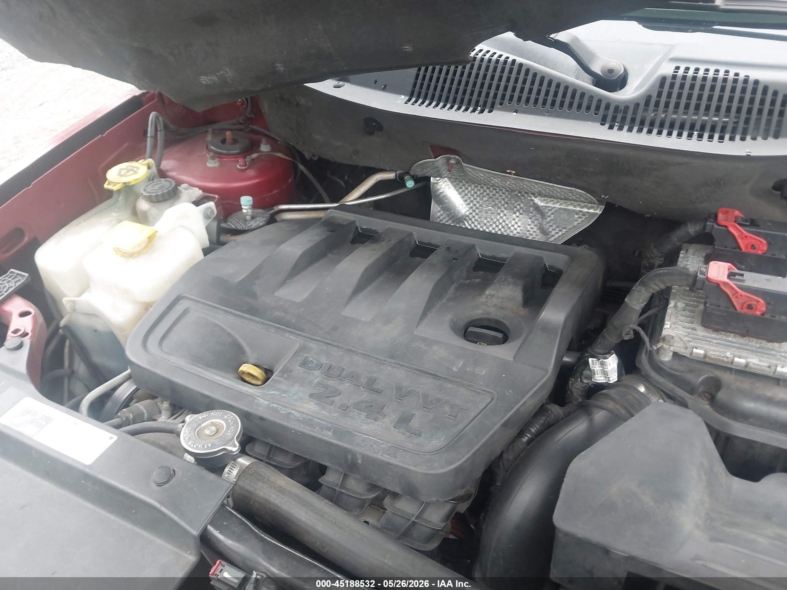 2014 Jeep Compass Latitude Red vin: 1C4NJCEBXED522245
