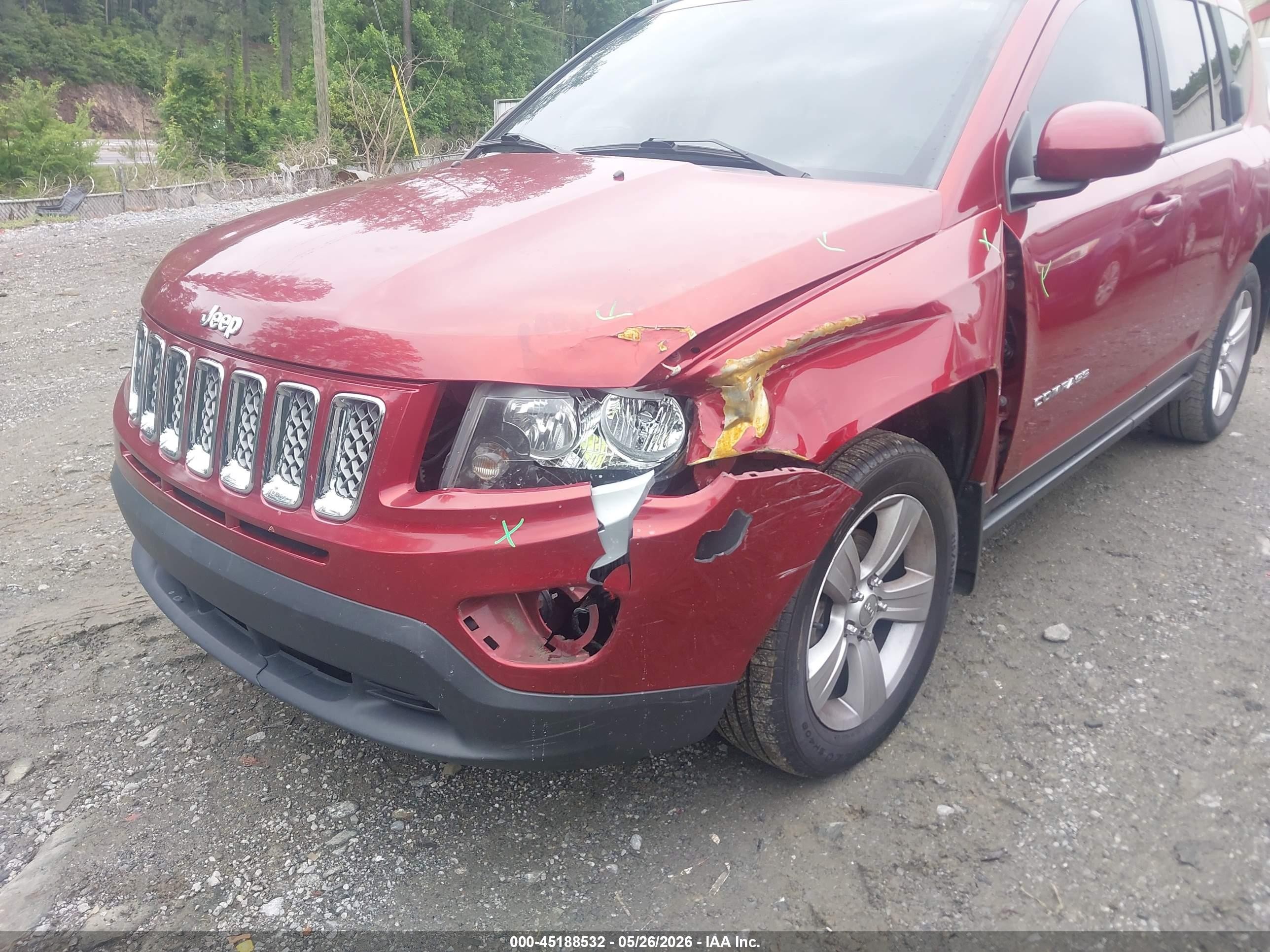 2014 Jeep Compass Latitude Red vin: 1C4NJCEBXED522245